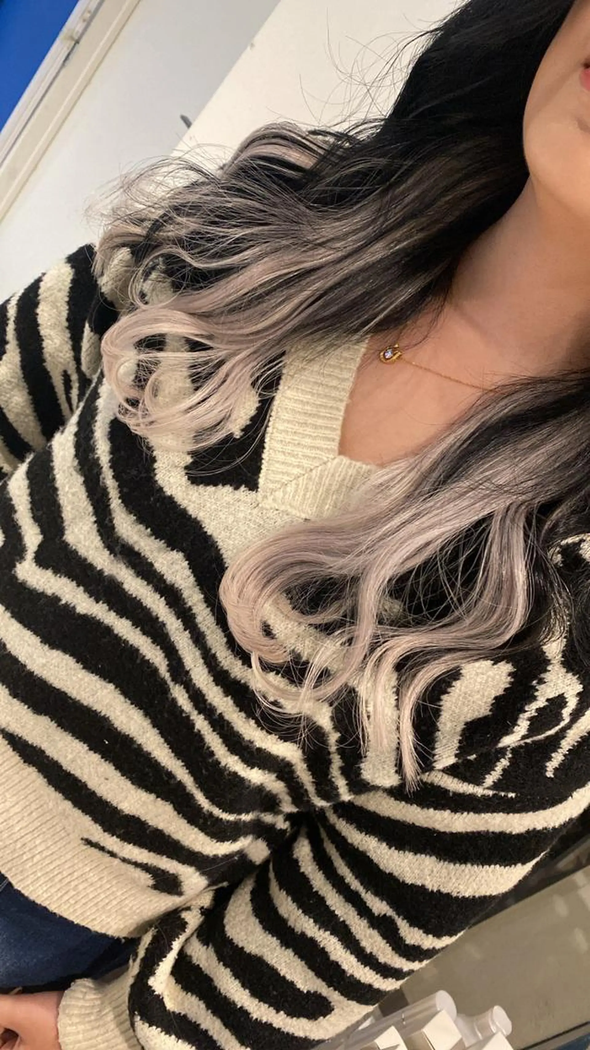 ミディアム エクステ 🌈評価No.1🌈 艶髪カラー❌エクステのヘアスタイル