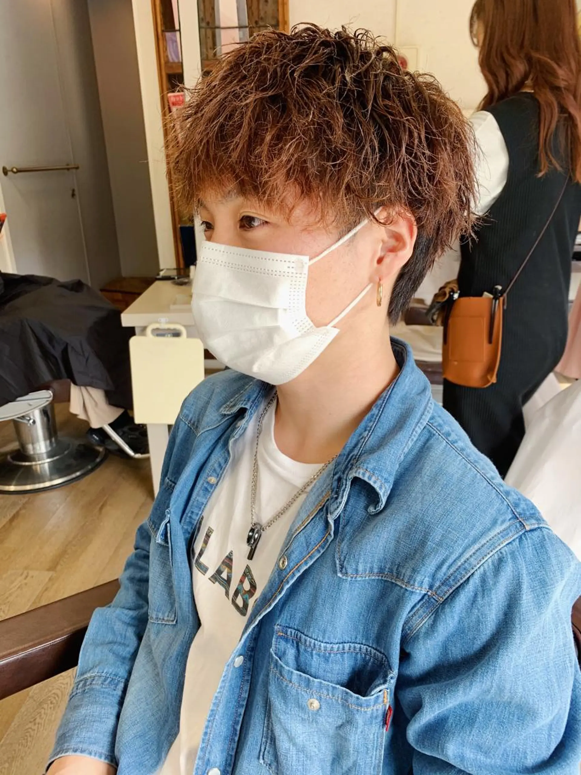 ショート パーマ メンズ メンズパーマ ツイストスパイラルパーマ スパイラルパーマ カット パーマ 早川 哲矢のヘアスタイル