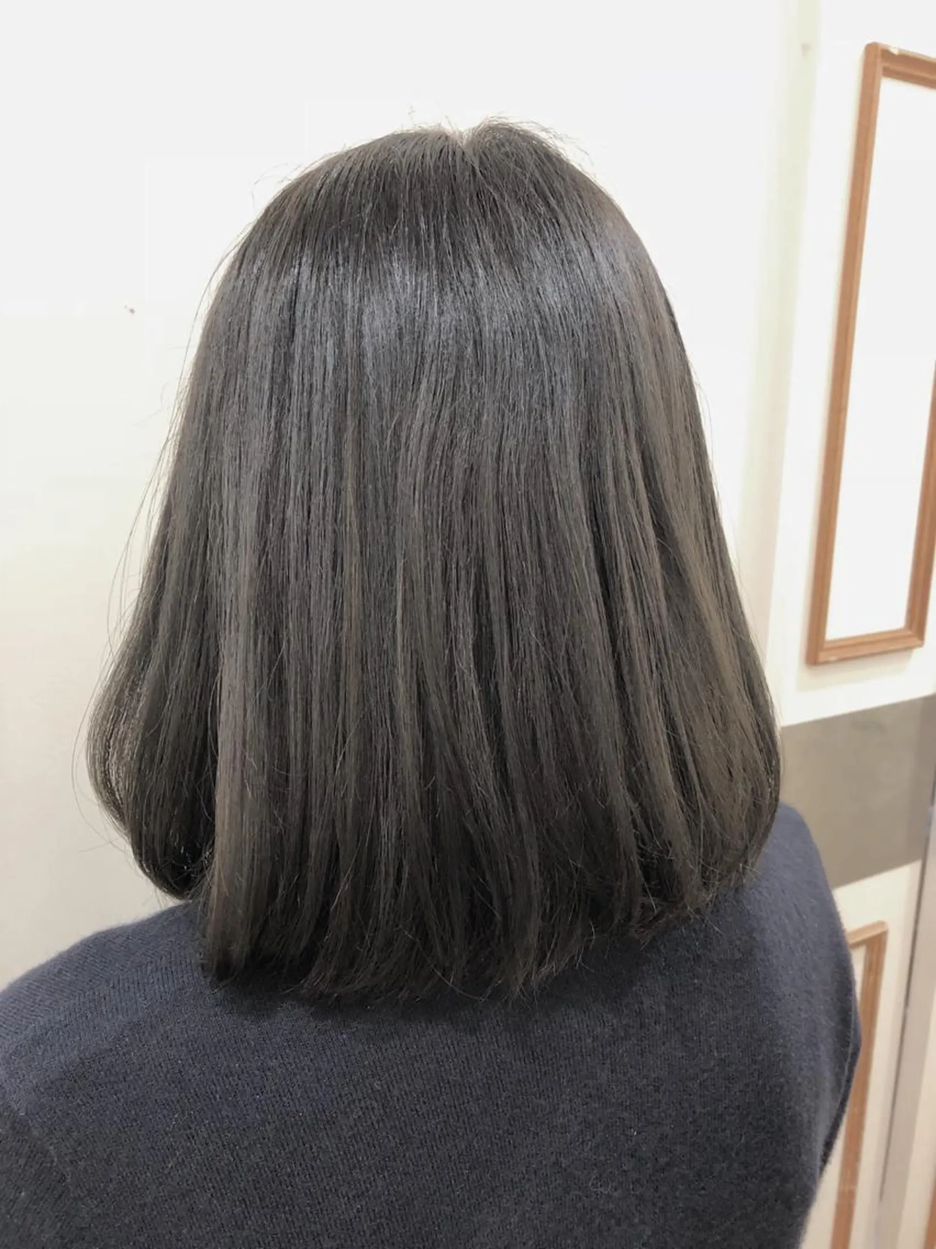 ミディアム アッシュ アッシュグレー アッシュグレージュ ヘアカラー トリートメント パーソナルカラー骨格 顔タイプ 小幡のその他イメージ