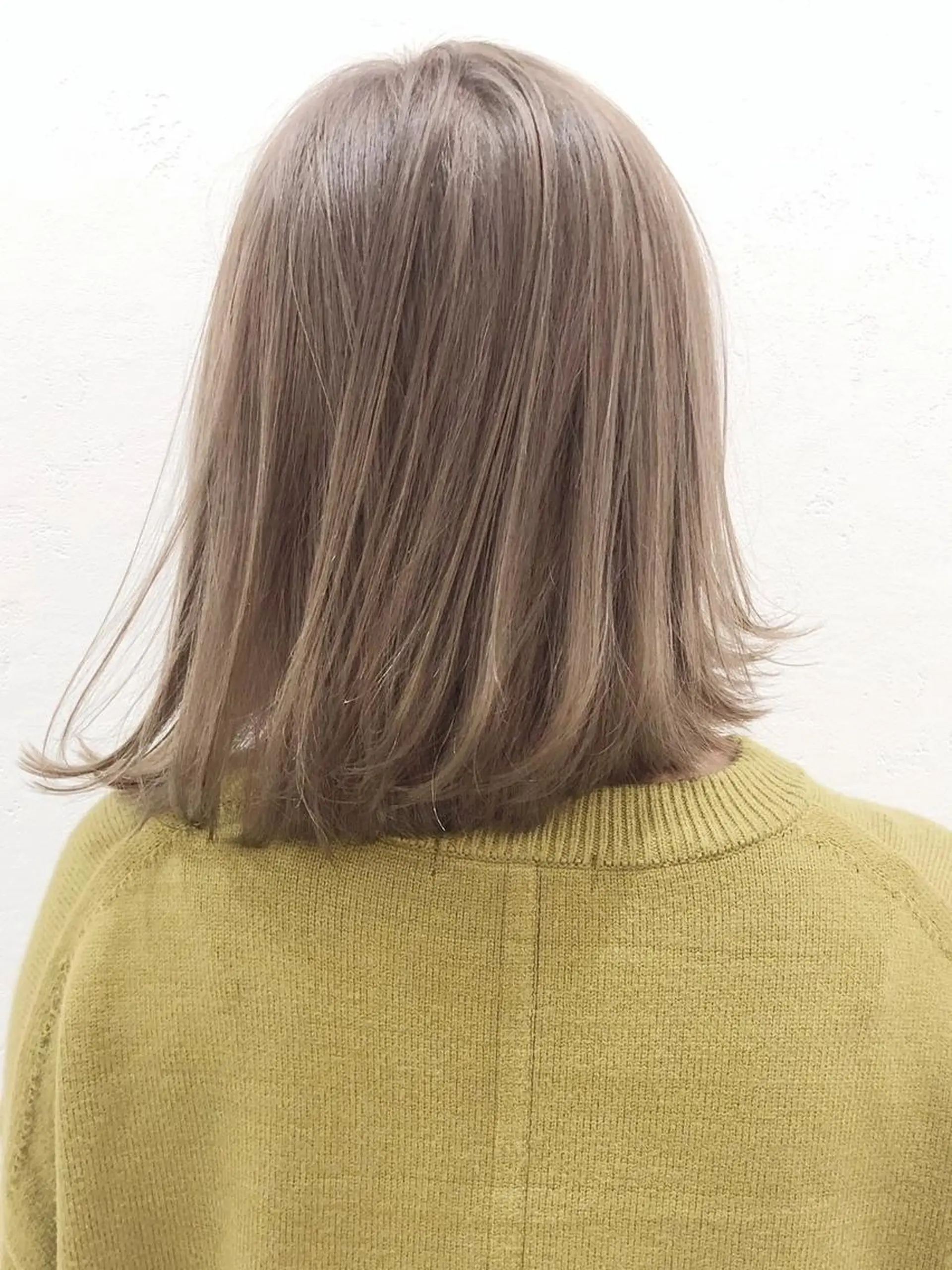 ミディアム カラー 🤍オオカワ レイナ🤍のヘアスタイル