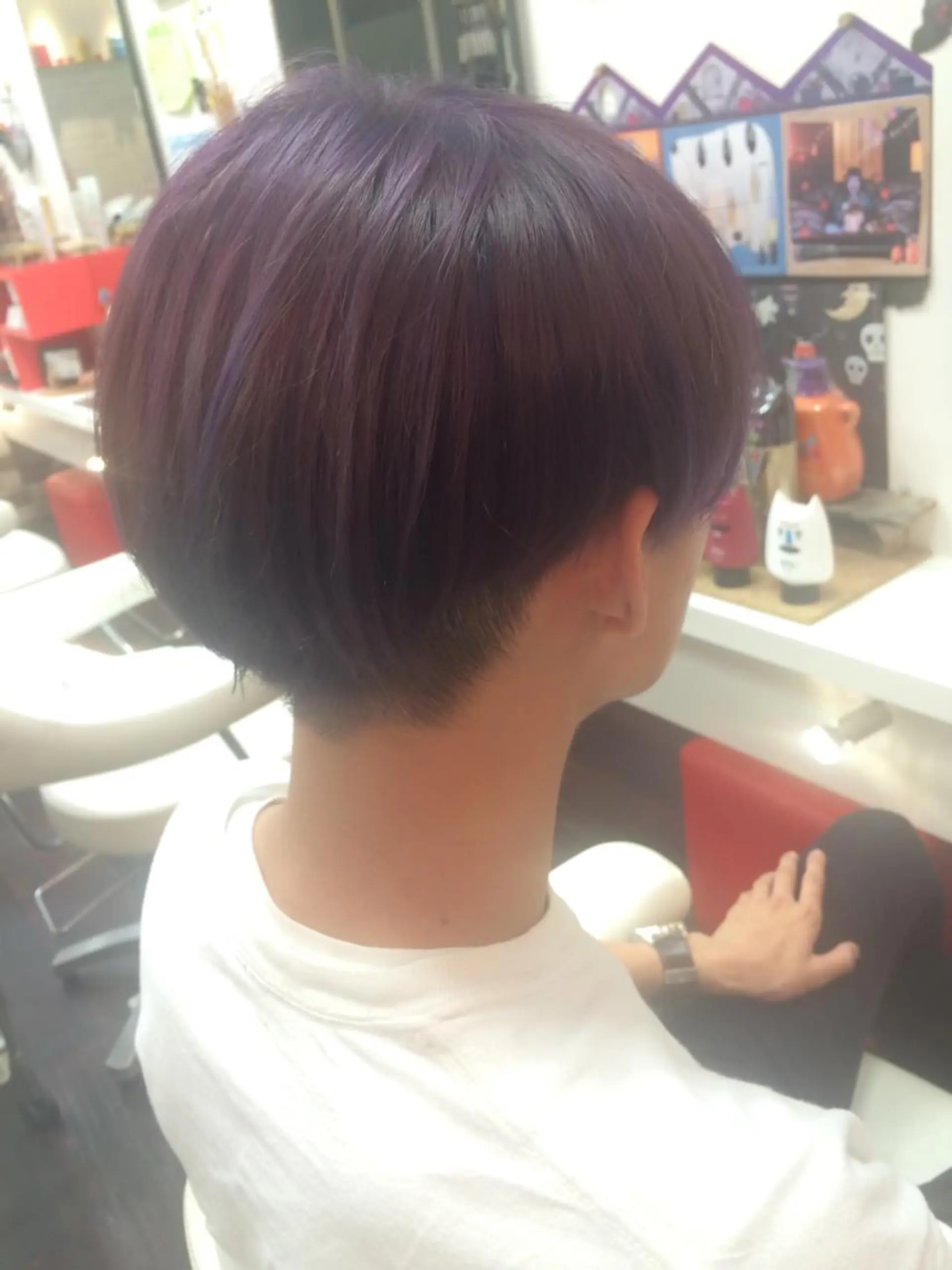 ショート カラー 岩谷/ブリーチ 🪽透明感カラーのヘアスタイル