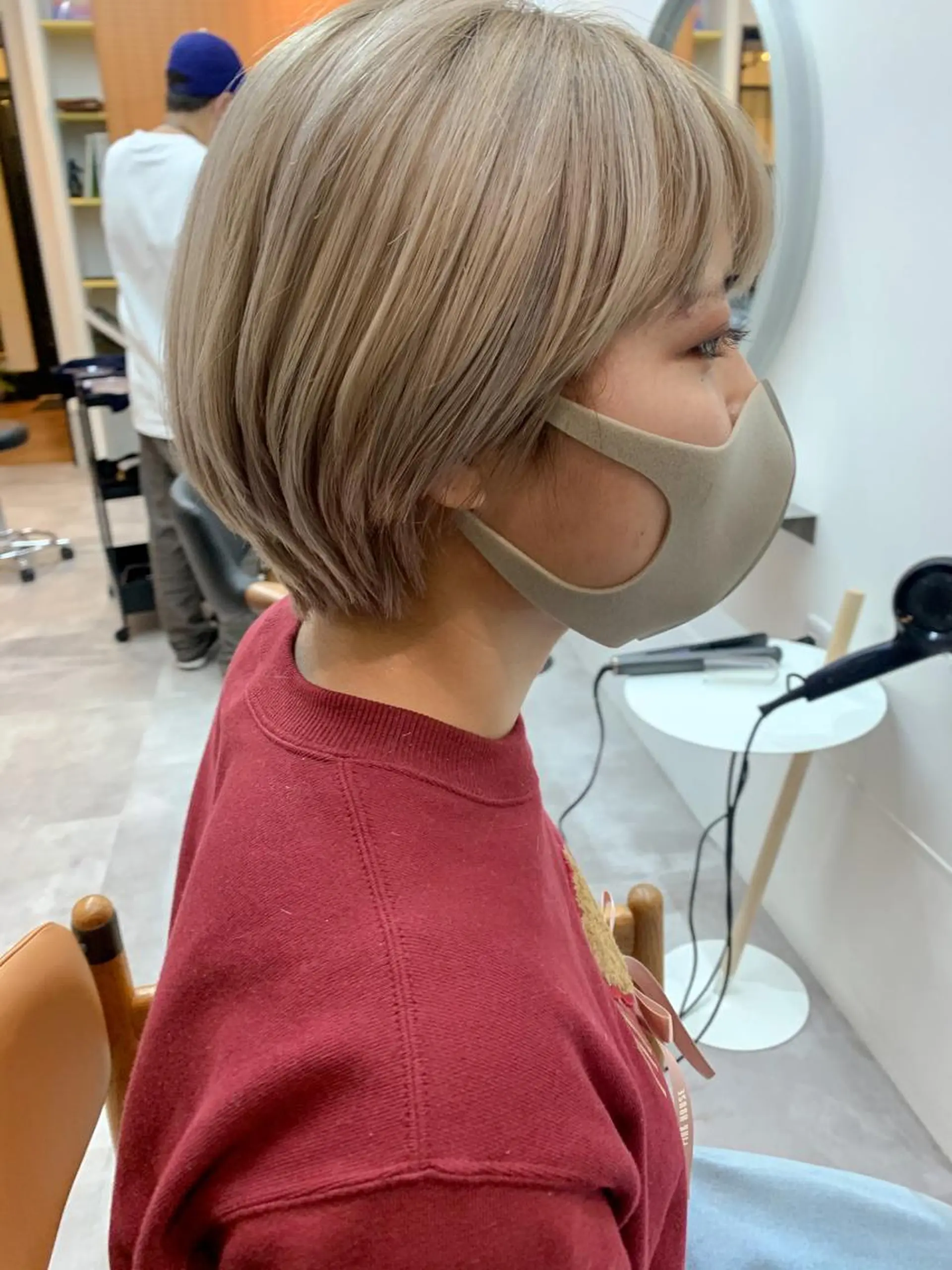 ショート ショートヘア ヘアカラー 【モエカ】グランジ ウルフ/ハイトーンのヘアスタイル