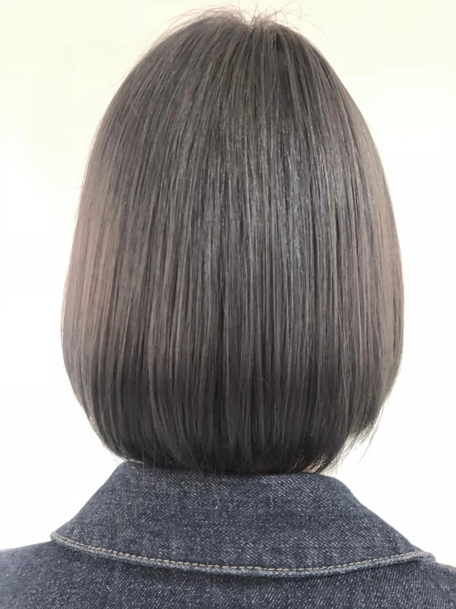 ショート カラー ブリーチ グレージュ ヘアカラー 縮毛矯正 トリートメント 吉田裕太/ハイライト ダブルカラーのヘアスタイル