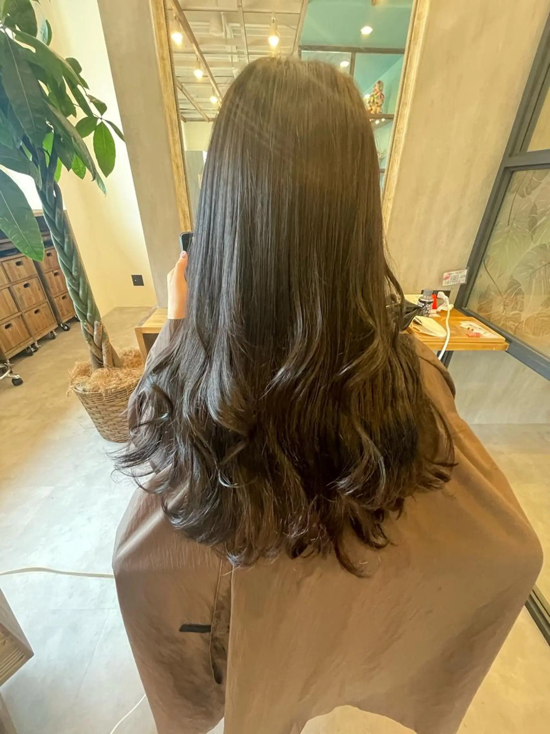 ロング カラー パーマ hair&make Lokahiのマツエク・マツパデザイン