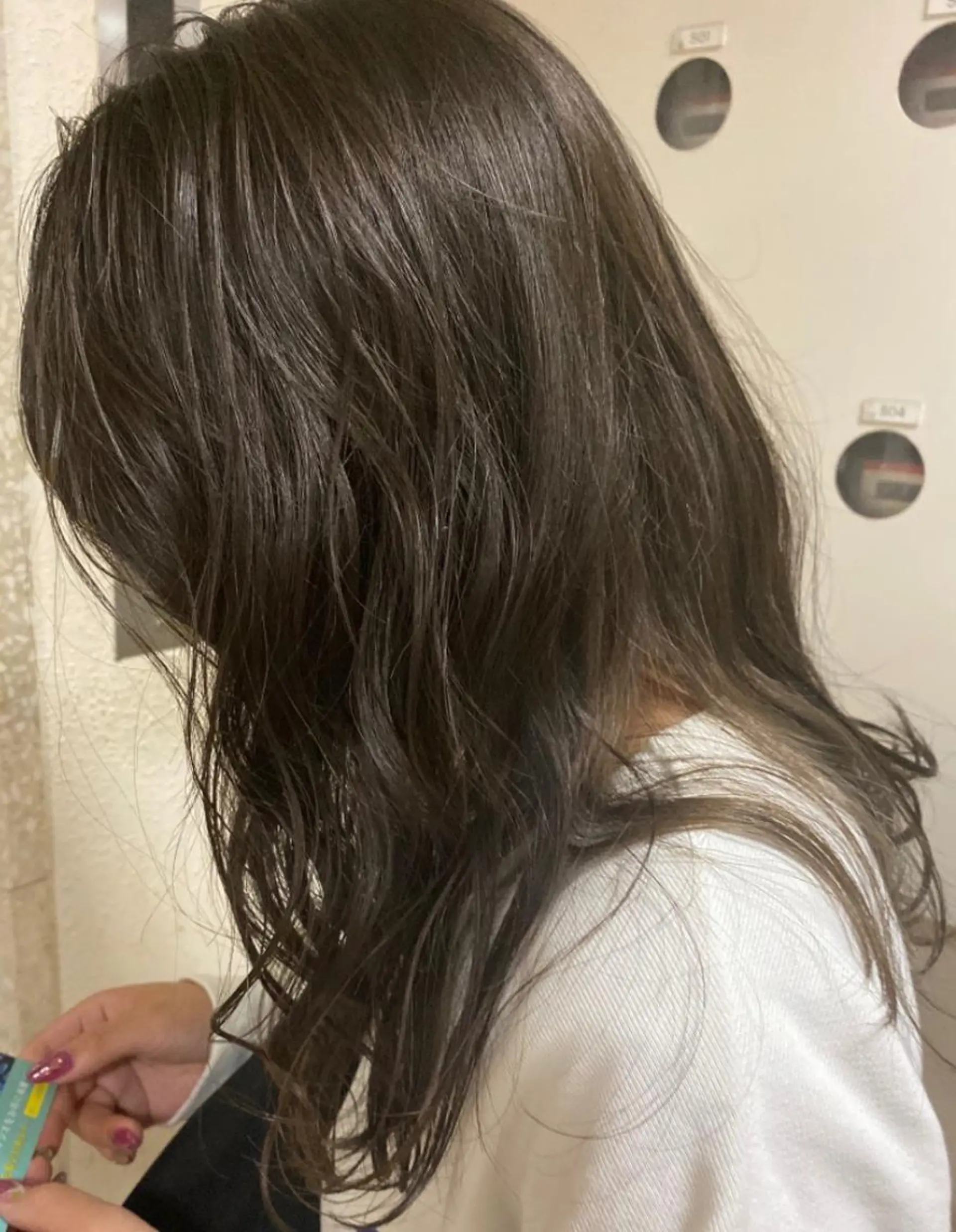 ミディアム カラー グレージュ 半個室女性salon 🩰Natsumiのヘアスタイル