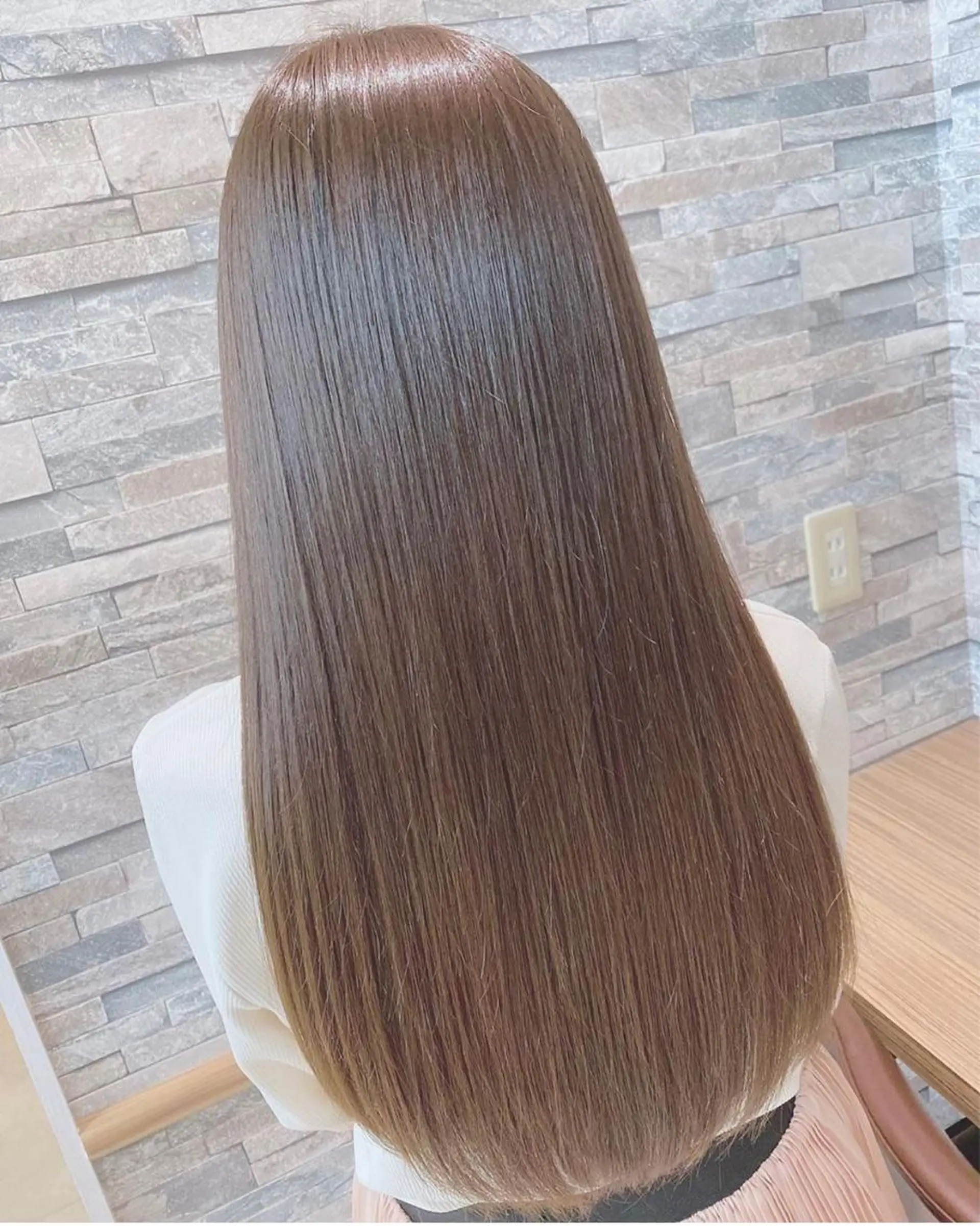 ロング カラー 蟹江 聡太✨レイヤーカットのヘアスタイル