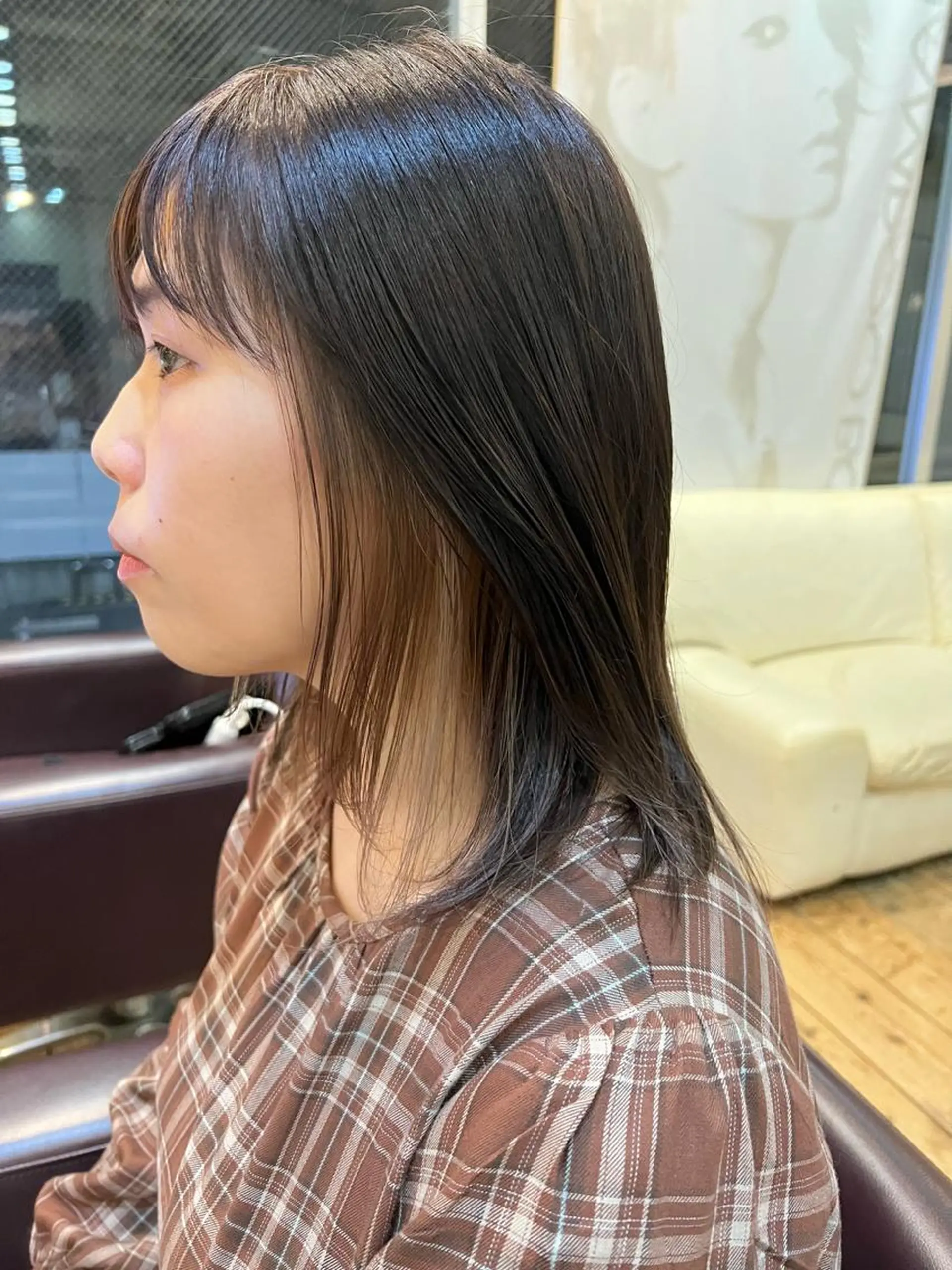 ミディアム カラー ベージュカラー 透明感カラー ミルクティーベージュ 「sumi」 AMIのヘアスタイル