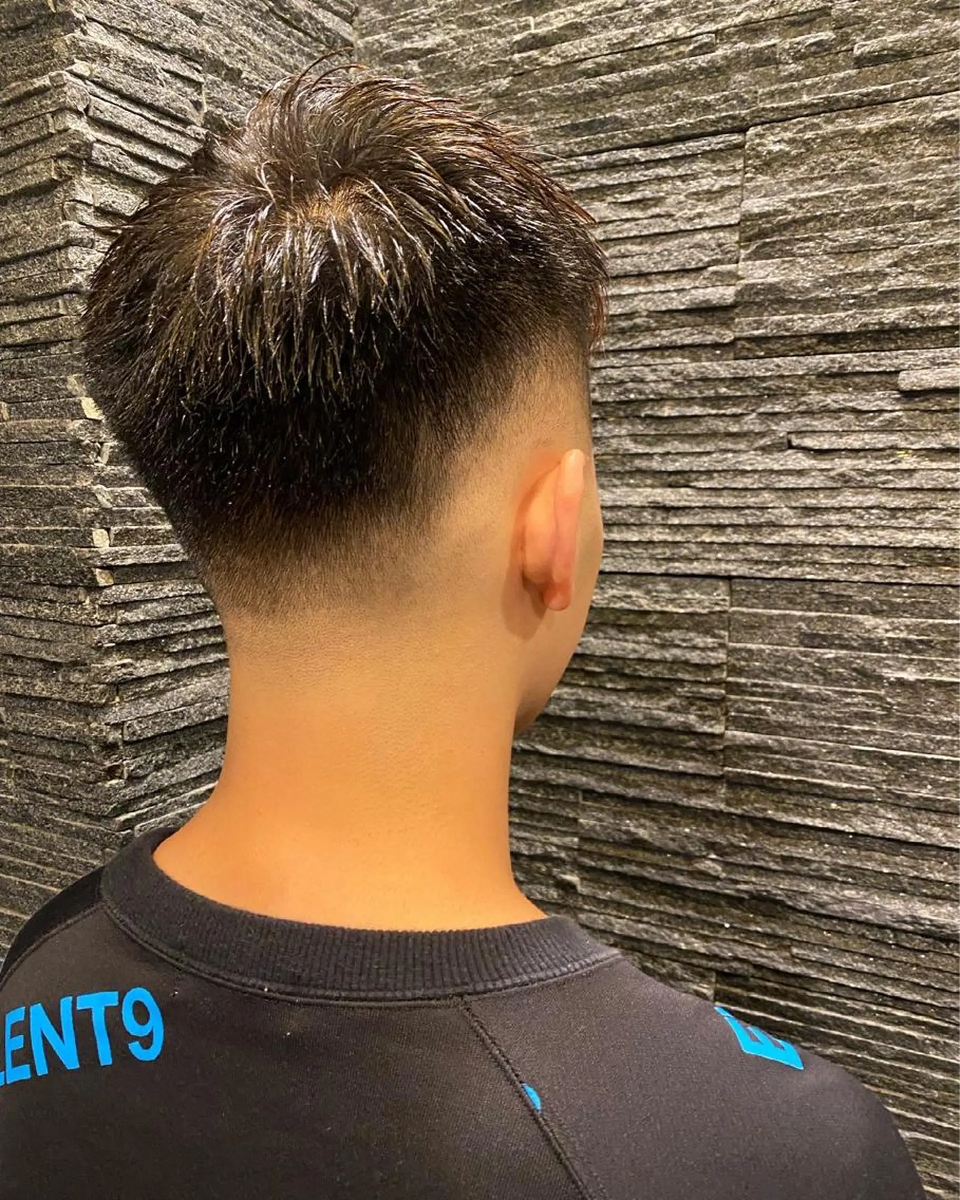 ショート メンズ 岡本 宗士のヘアスタイル