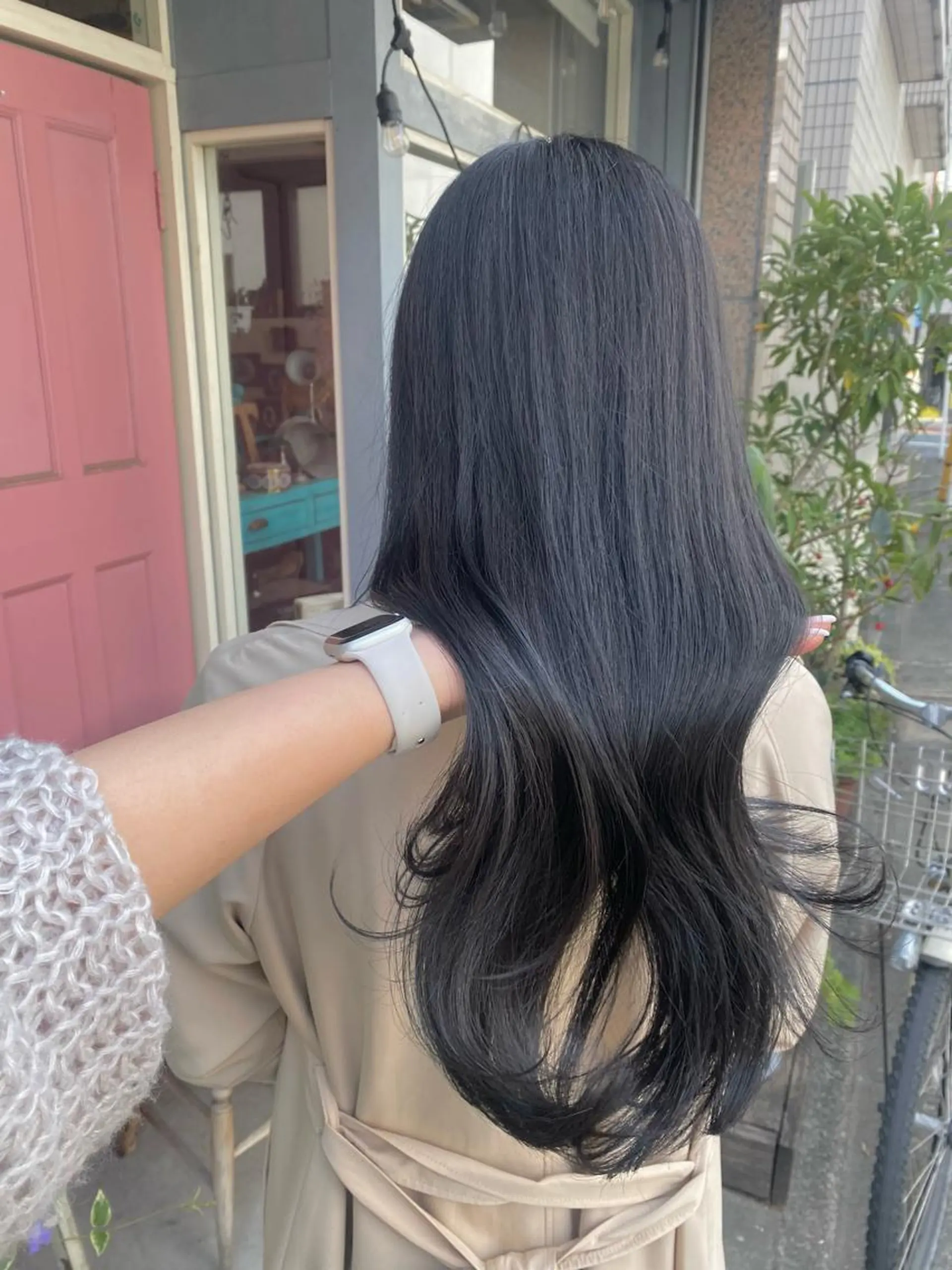 ロング カラー カット ヘアカラー トリートメント SALOWIN二子玉川South店所属・AYANO ／レイヤー／オリーブのヘアスタイル