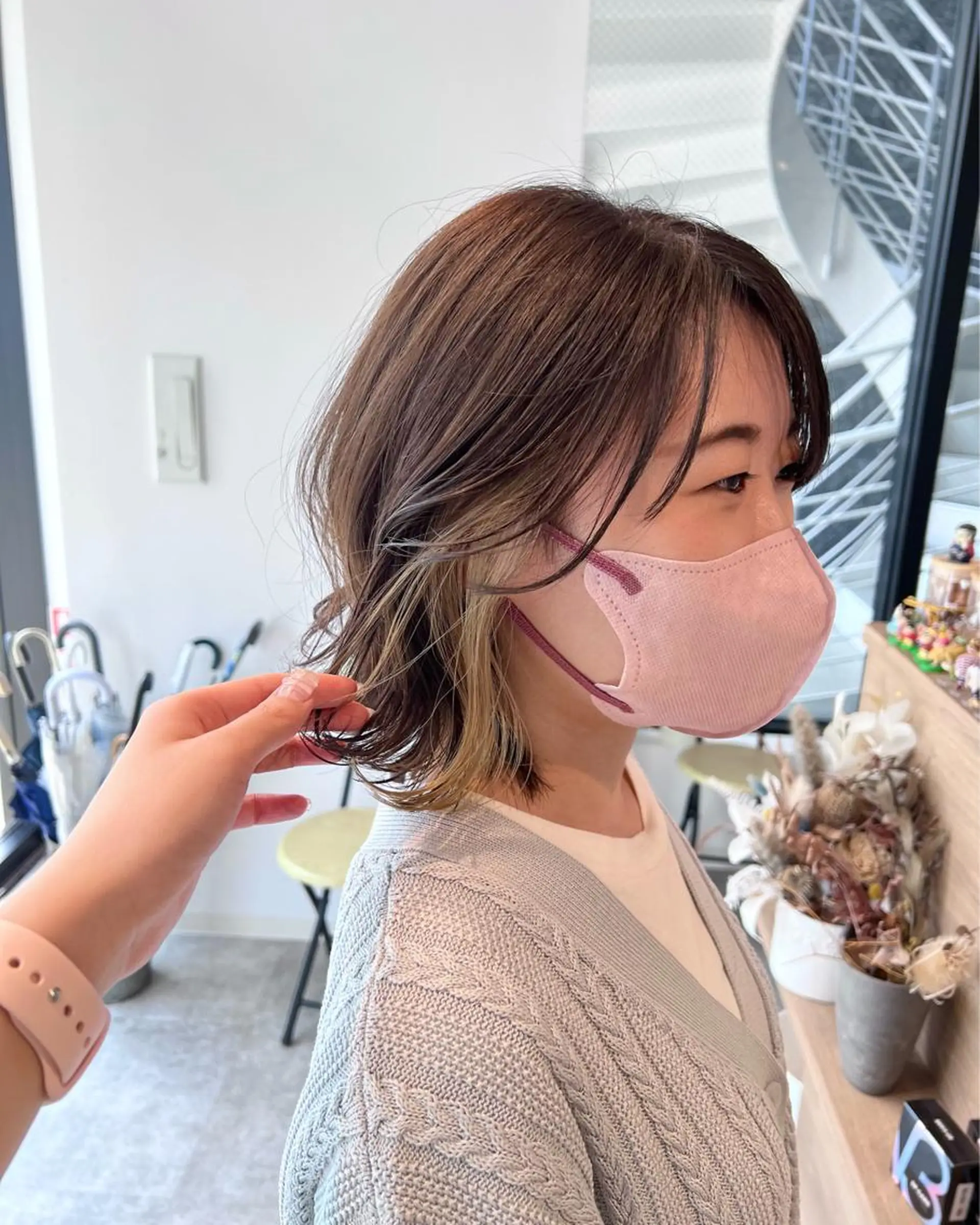 ミディアム カット ヘアカラー mai 🌷のヘアスタイル