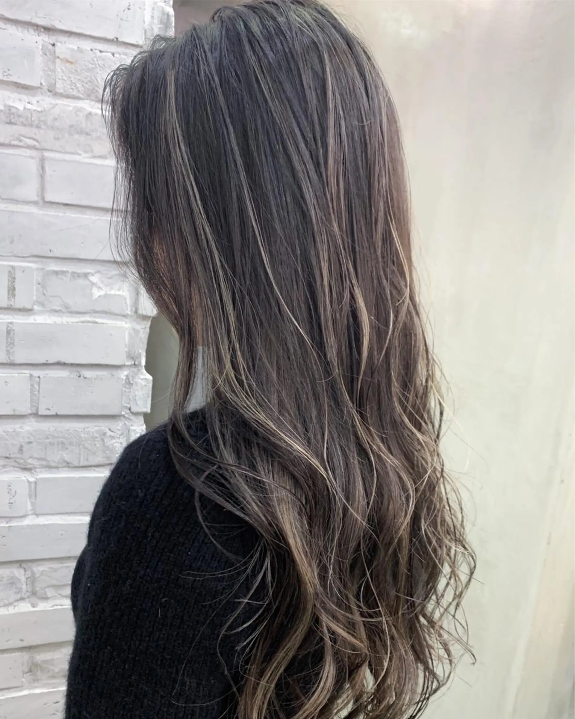 セミロング カラー ハイライトカラー ハイライト ブリーチダブルカラー 【koide】のヘアスタイル