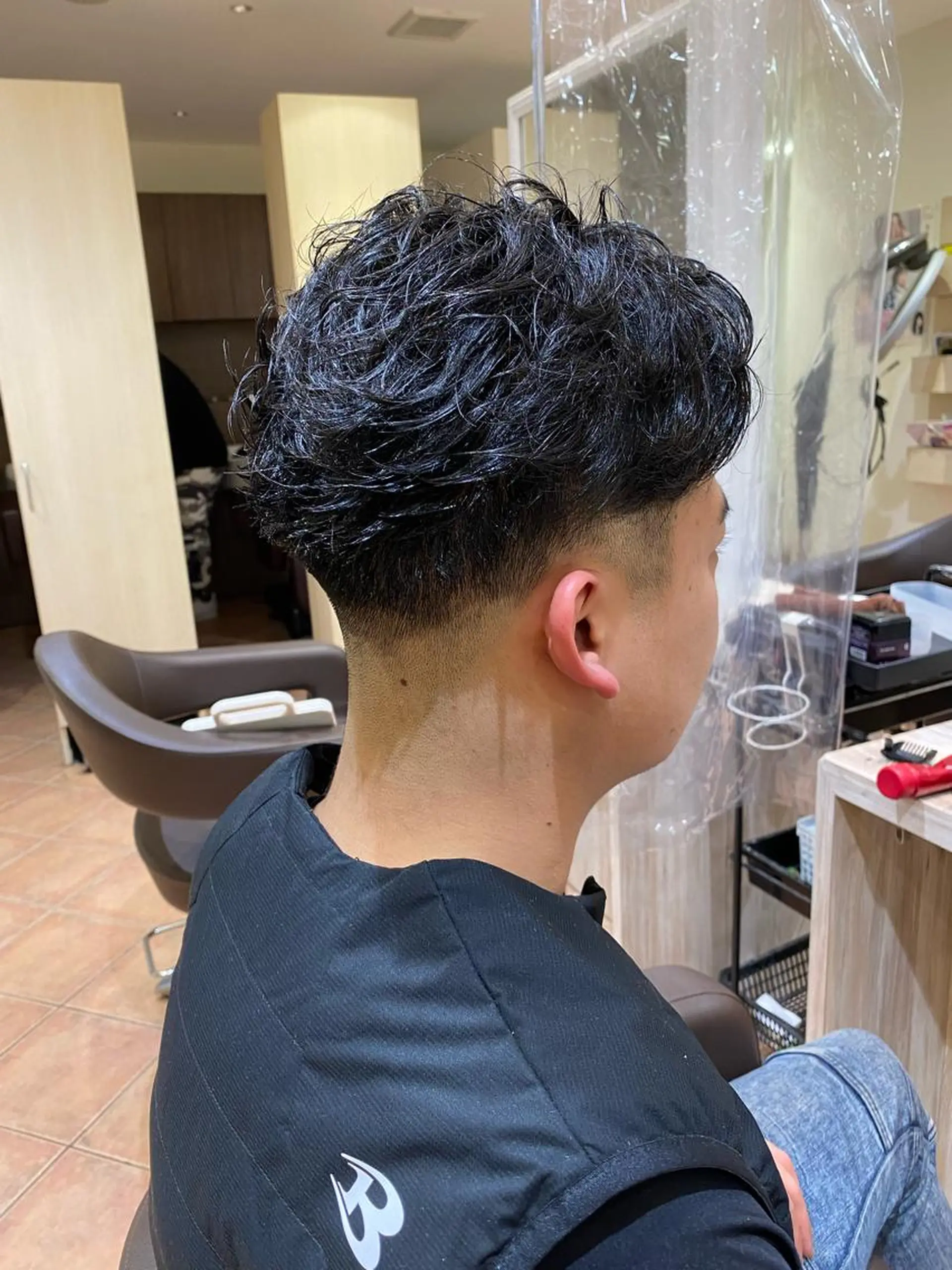 パーマ メンズ ☘️清潔感爆上げ☘️ 岡部恒輝のヘアスタイル