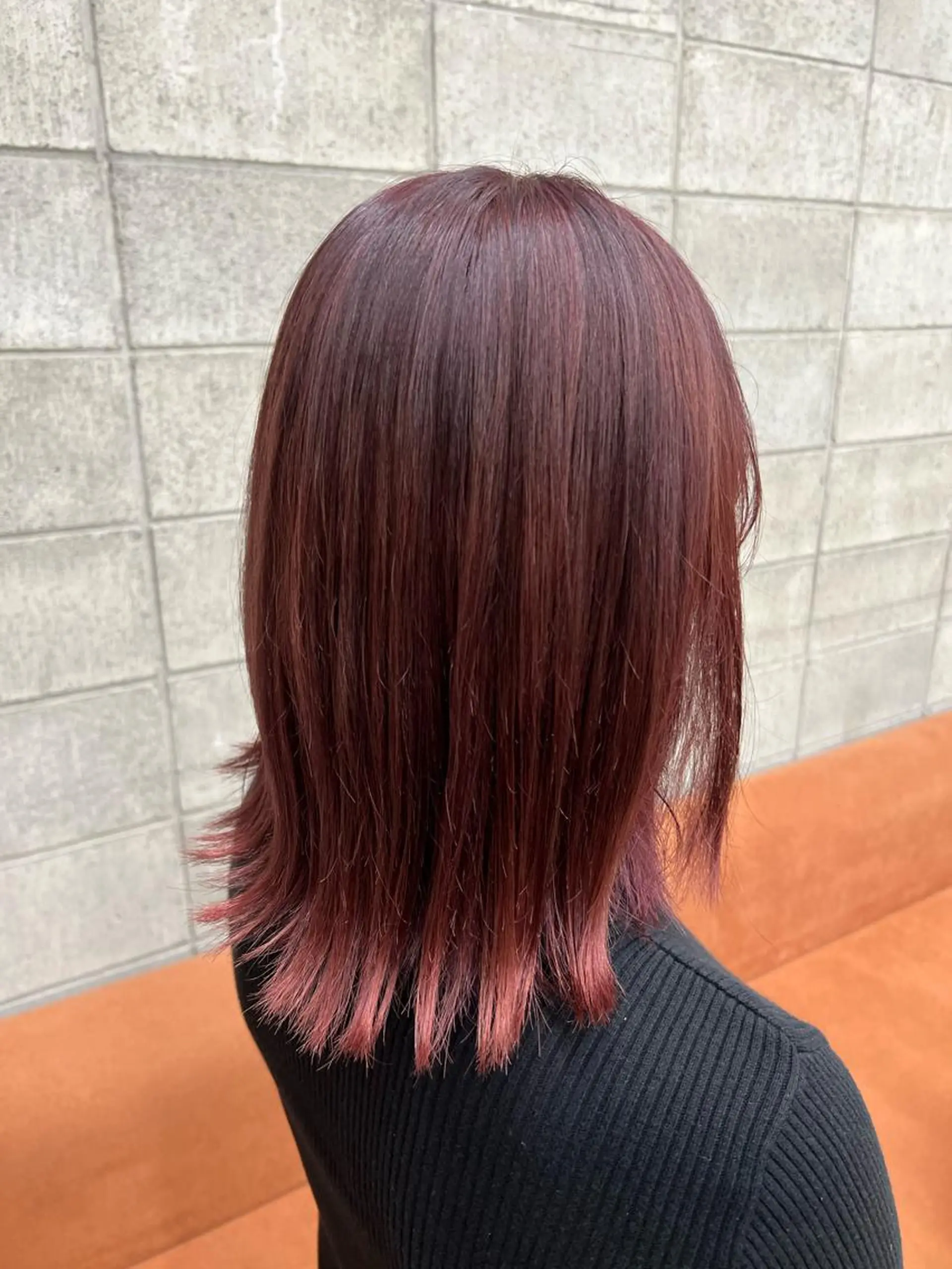 カラー ブリーチ ピンクカラー バイオレットカラー kento レイヤーカットのヘアスタイル