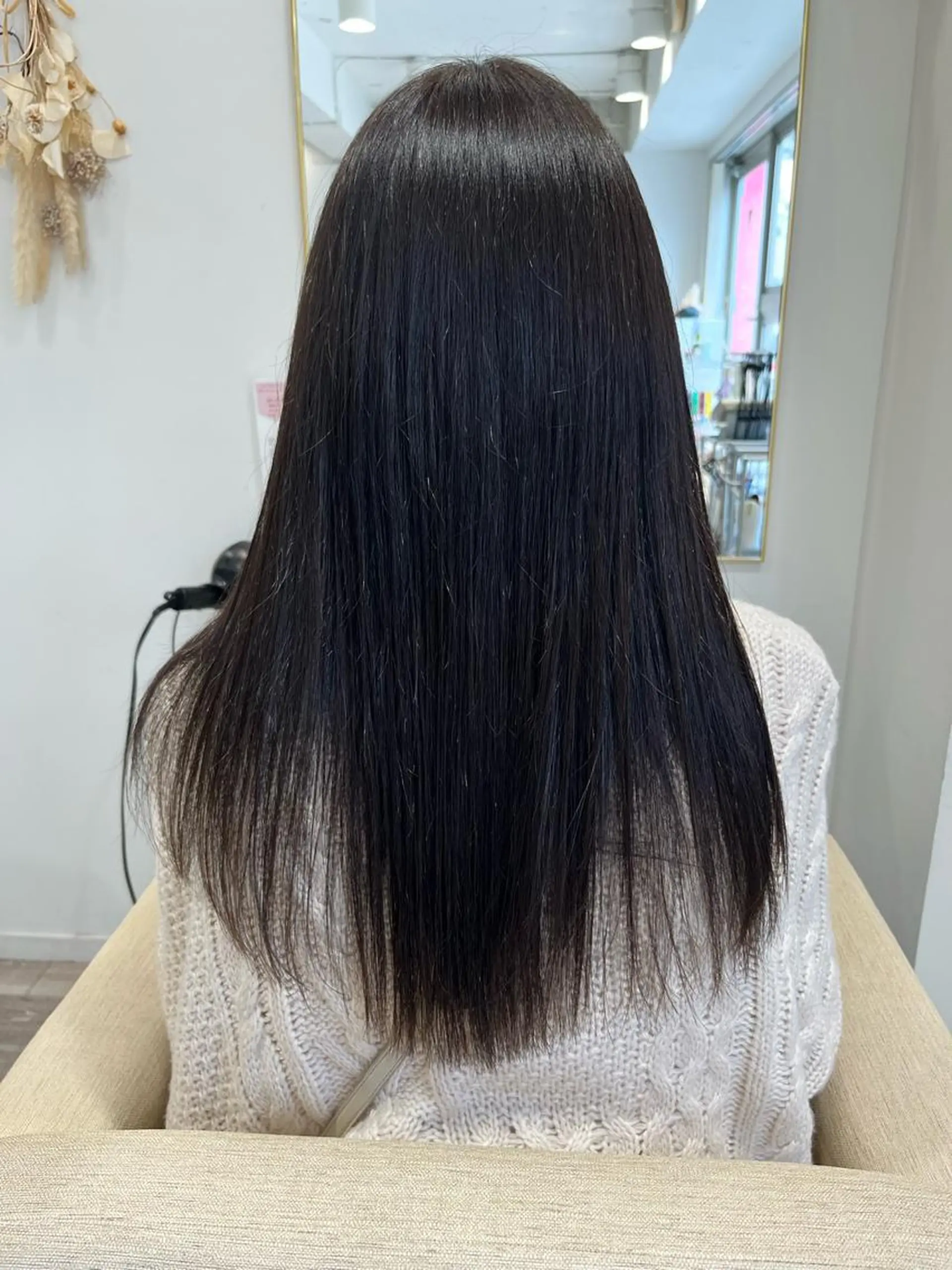 カラー ブラウンカラー ナチュラルブラウン 西川 明李のヘアスタイル