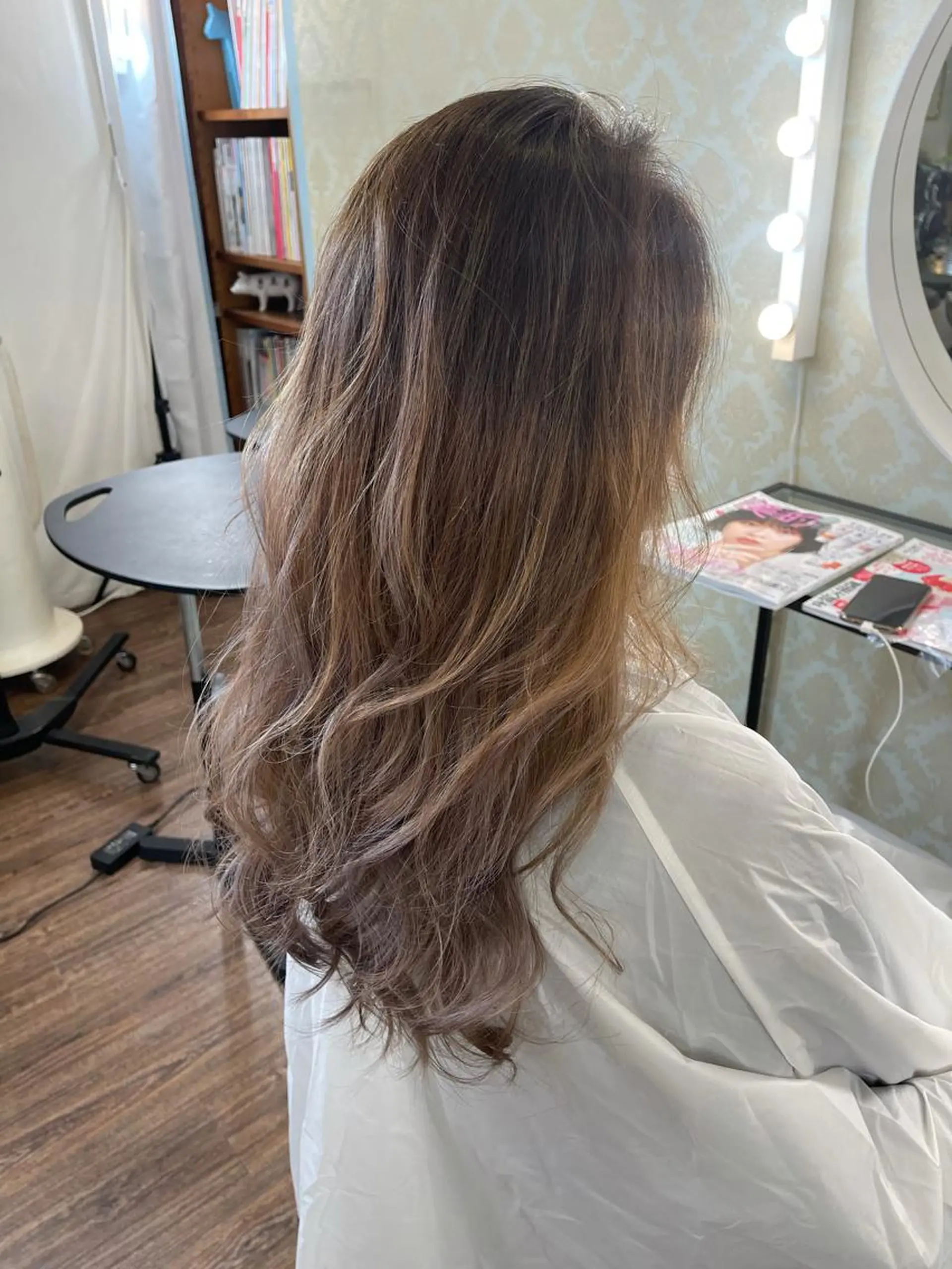 ロング 外国人風カラー beauty and care CALON所属・CALON銀座　松田 力丸のヘアスタイル