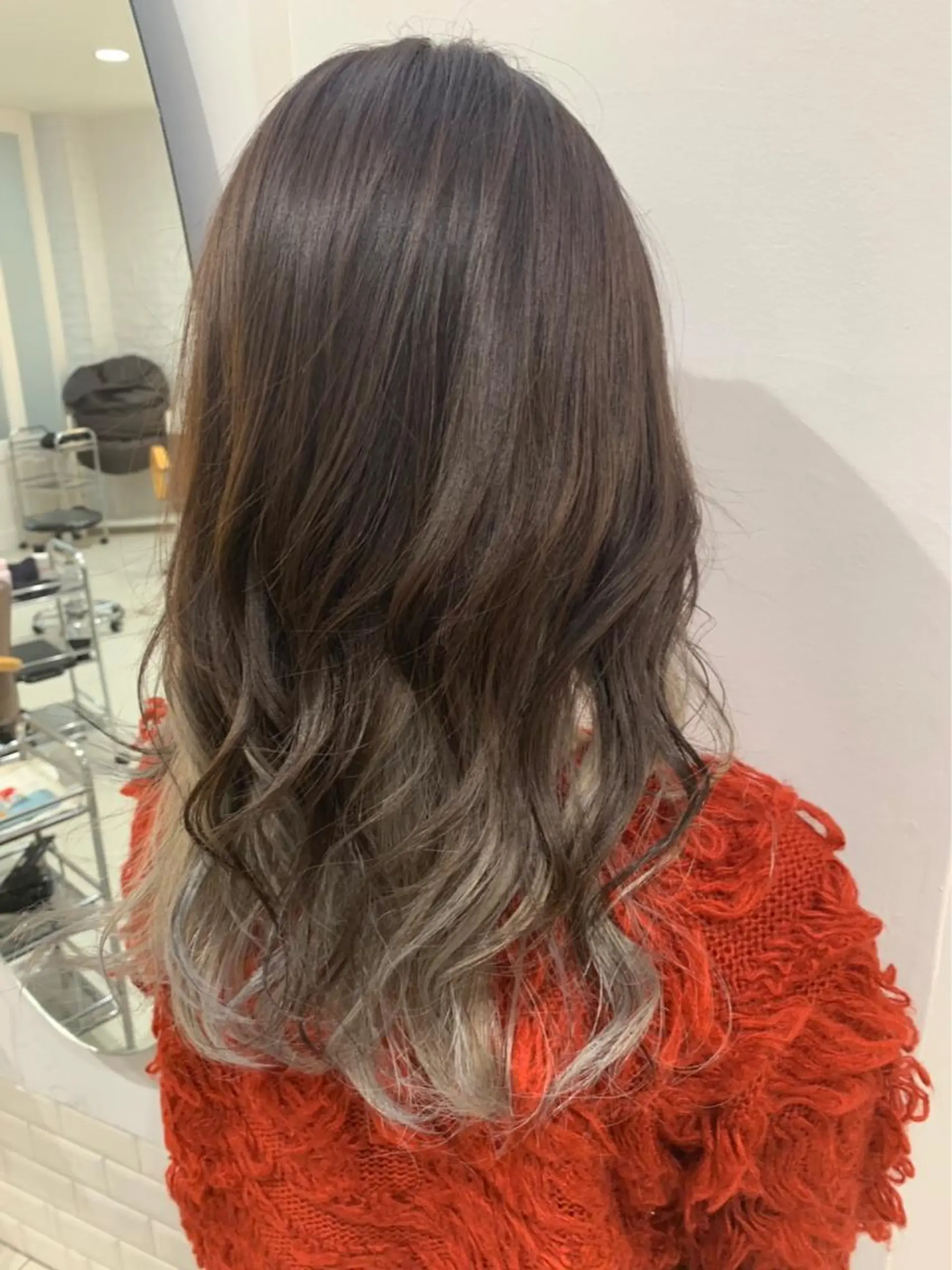 ロング カラー 🍀透明感抜群🍀/ ハイトーンカラーのヘアスタイル