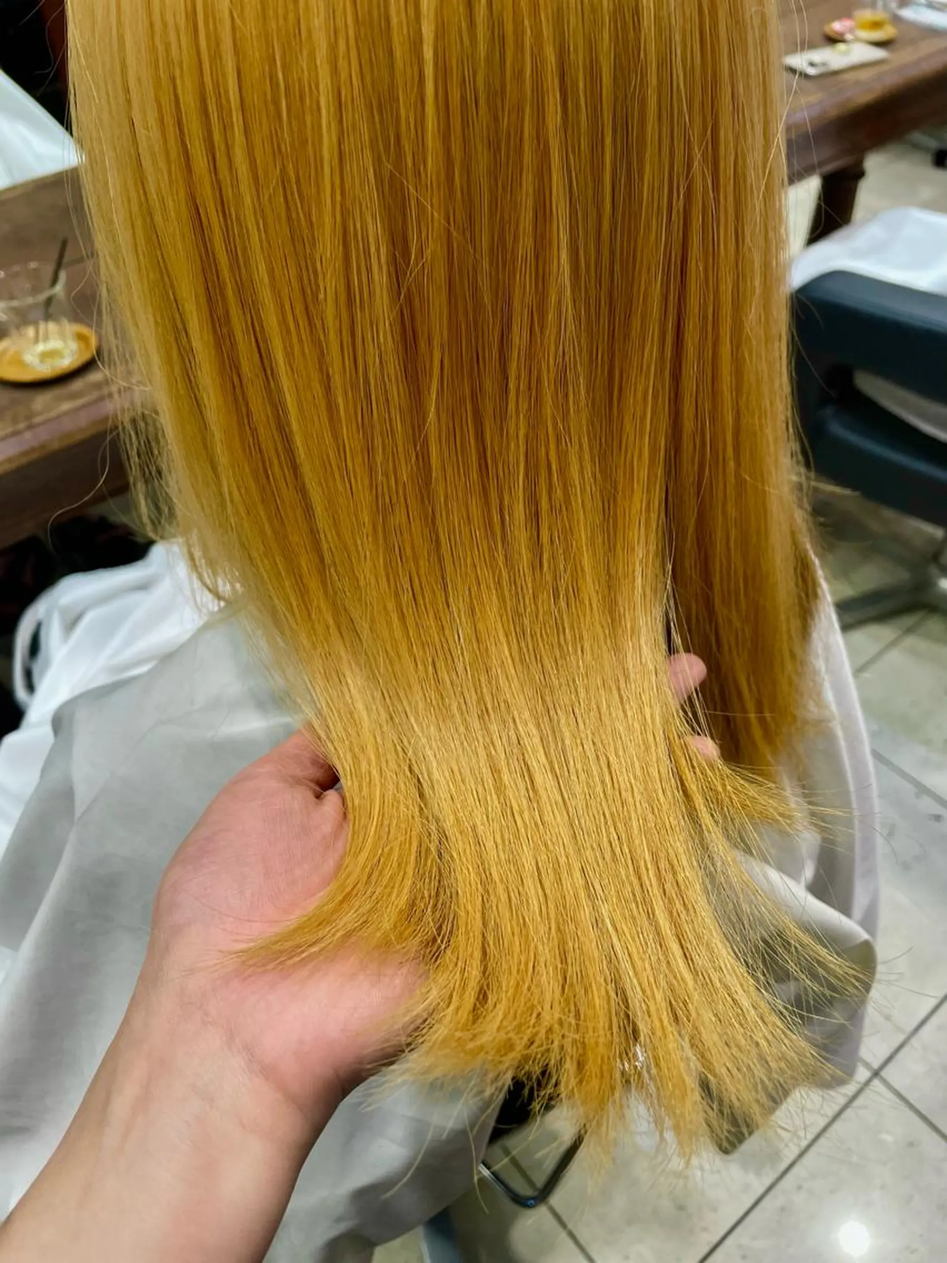 セミロング カラー 🦋透明感カラー /ケアブリーチ🦋のヘアスタイル