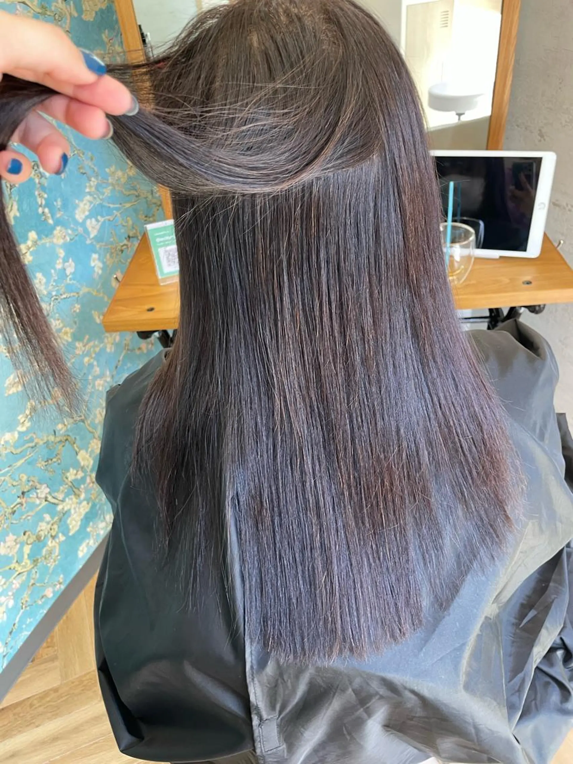 ロング カット ヘアカラー 縮毛矯正 トリートメント 高橋 芽衣のヘアスタイル