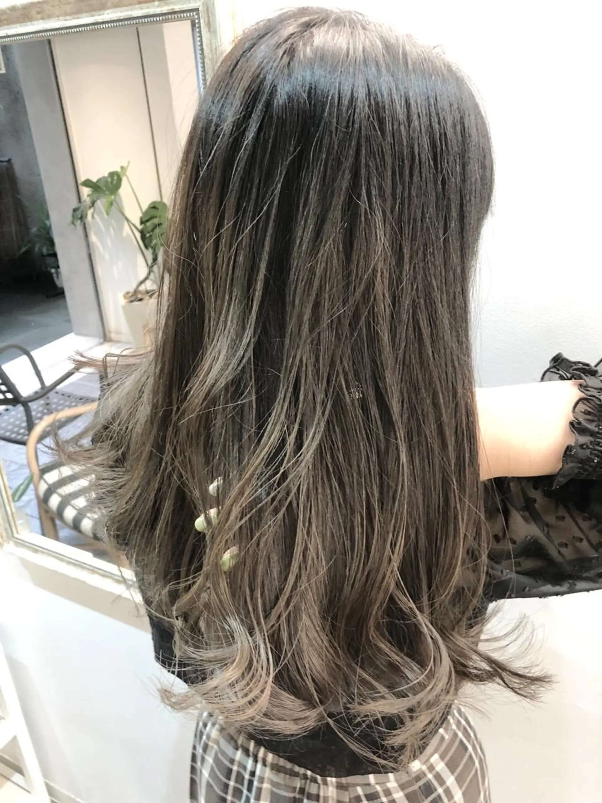 カラー グラデーションカラー ヘアカラー トリートメント ヘッドスパ グレージュ/髪質改善 Yamato.hのヘアスタイル