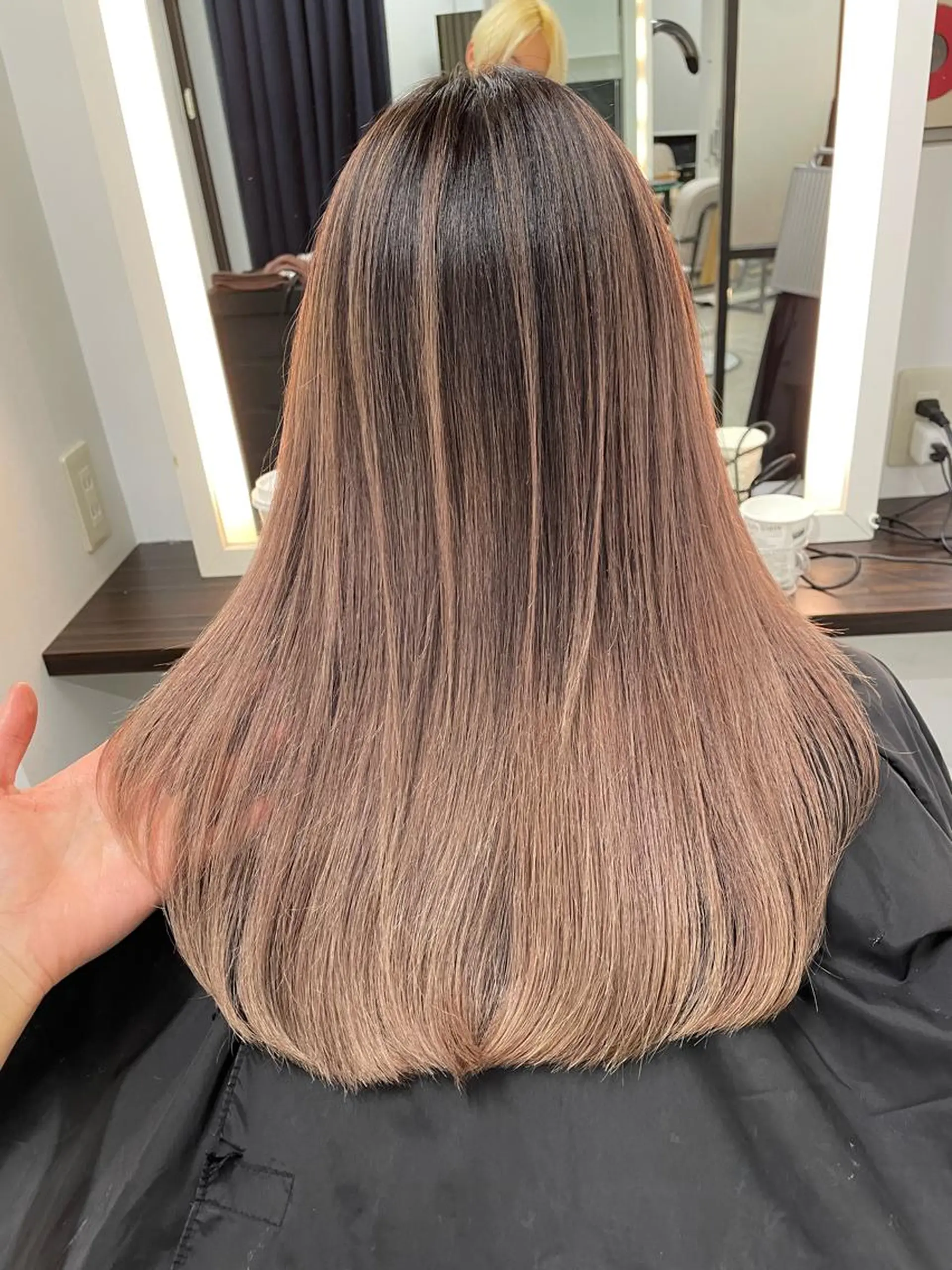 ミディアム カラー パーマ ヘアアレンジ マツエク・マツパ トリートメント 高井瑠華🌼 ストカールカット特化のヘアスタイル