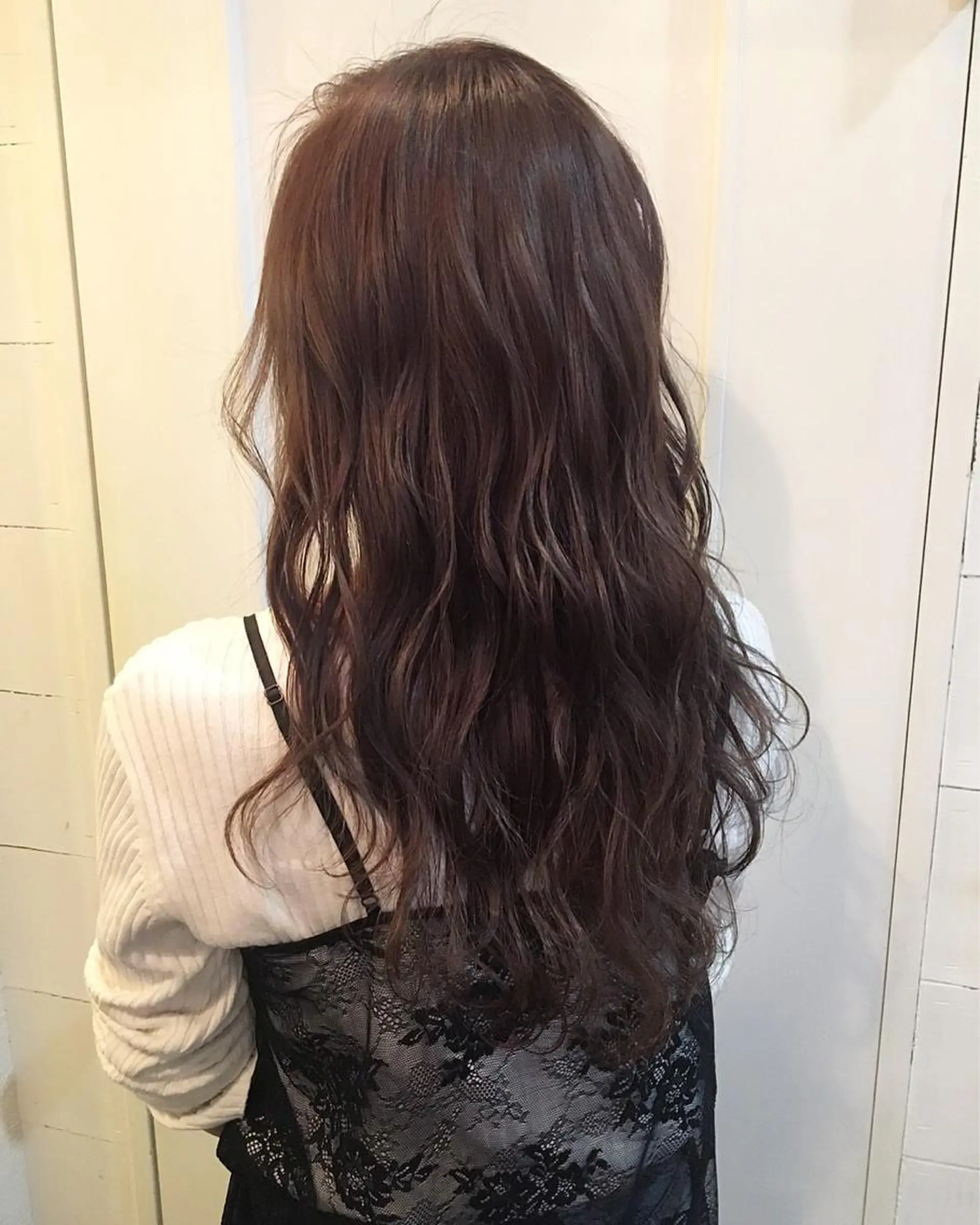 セミロング ヘアカラー トリートメント ヘッドスパ THE AWESUM（オーサム）所属・KURUMI SHIMAのヘアスタイル