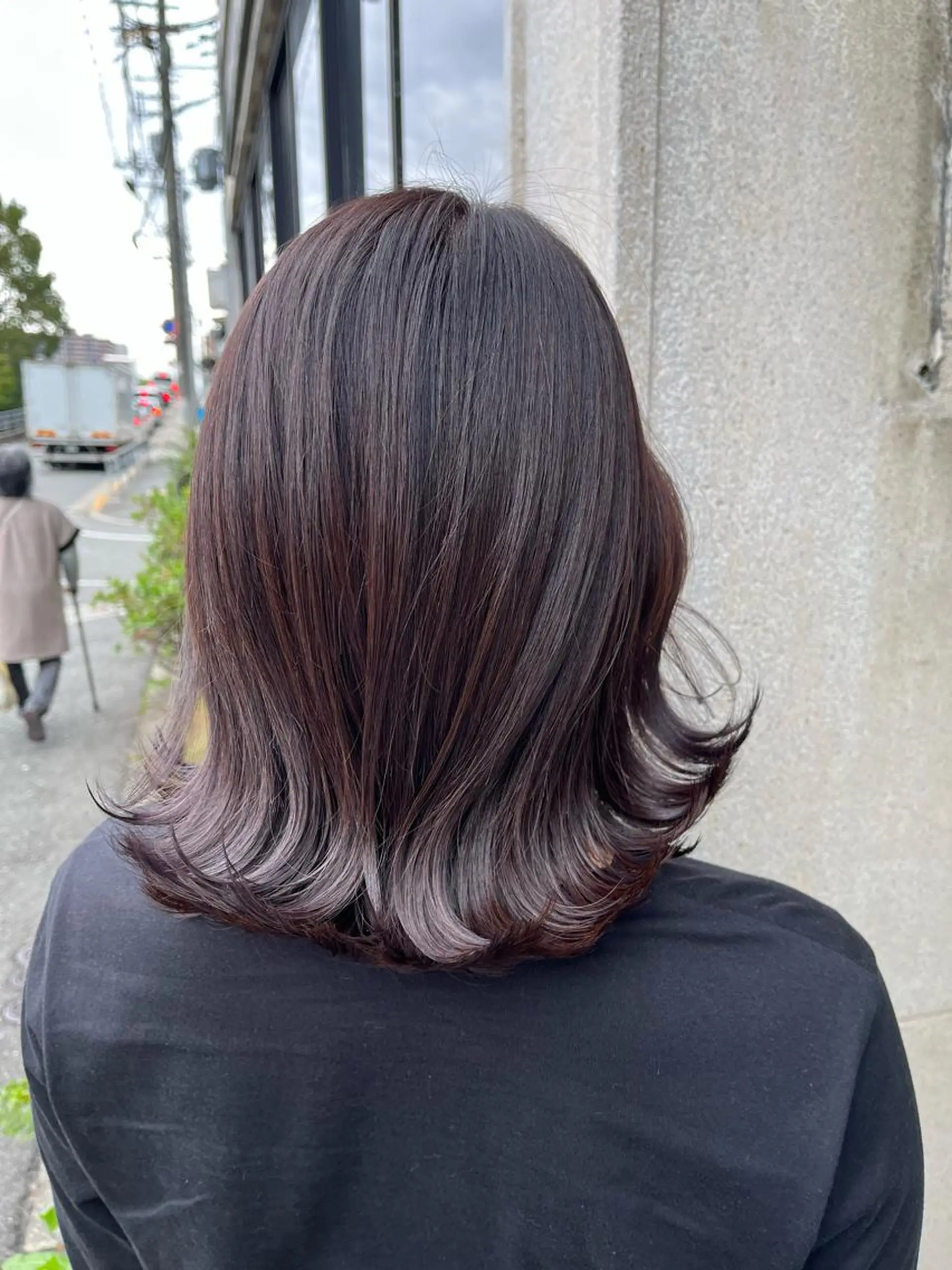 ミディアム カラー パープルカラー 古川 尚実のヘアスタイル