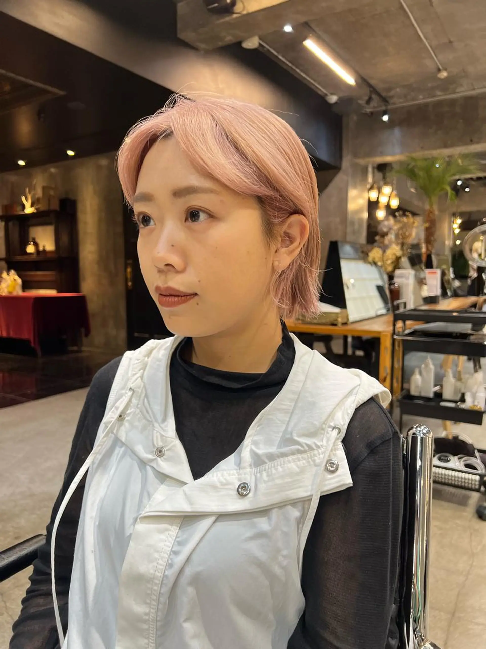 ミディアム カラー カット ヘアカラー 圧倒的デザイン力 店長🎨RENAのヘアスタイル