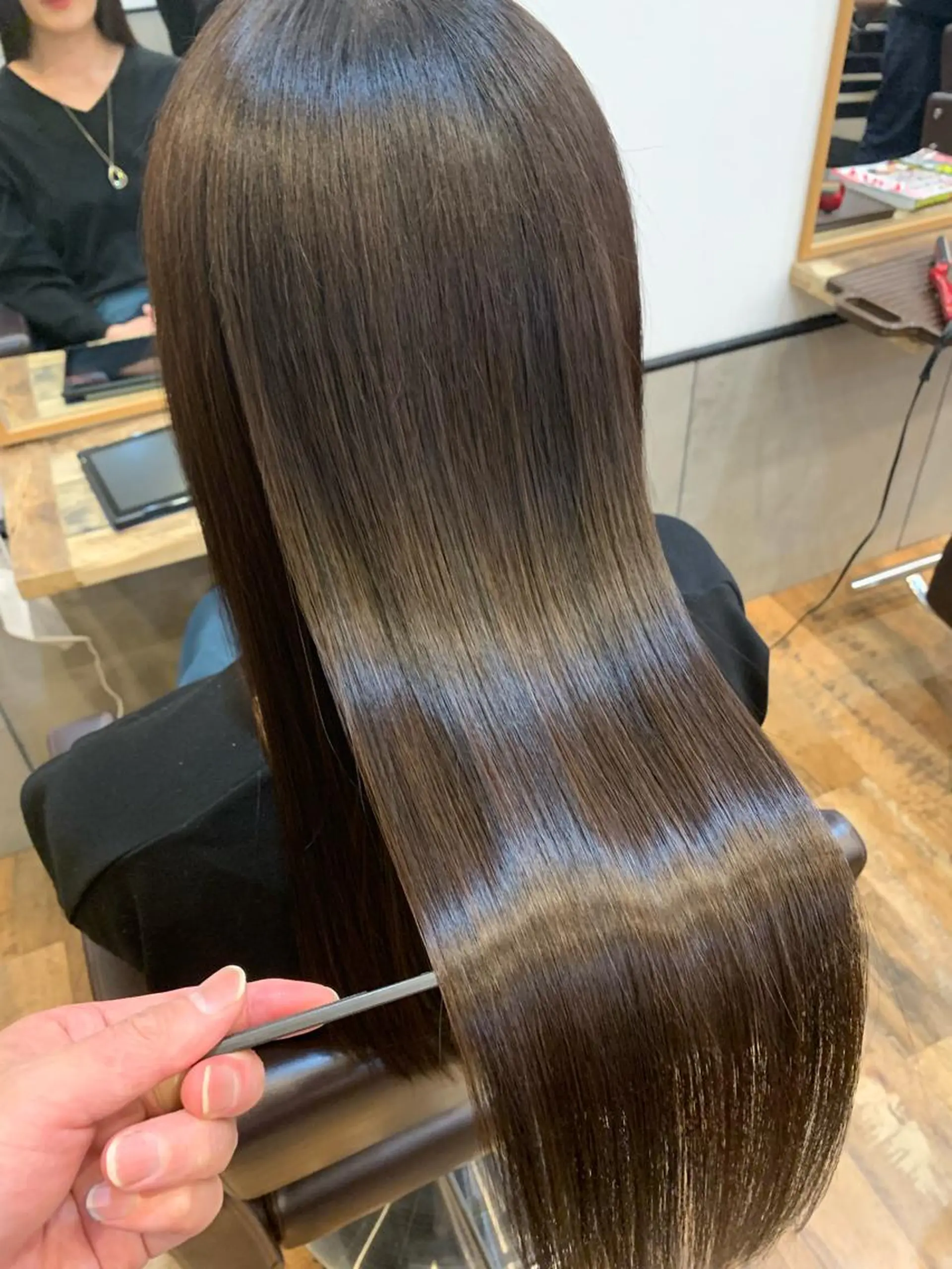 ロング カラー ブリーチ 髪質改善 トリートメント 酸性ストレート 🌟髪質改善/透明感 🌟代表RYOのヘアスタイル