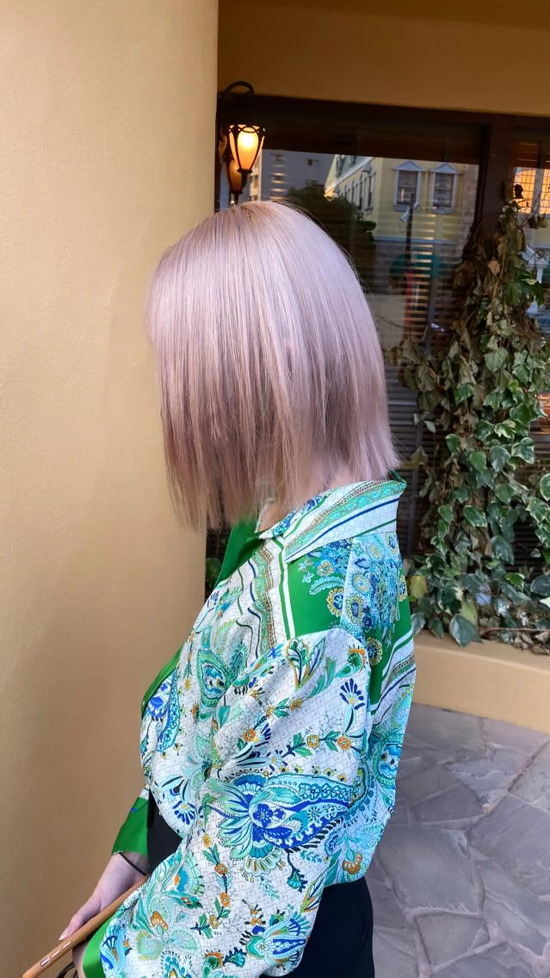 ショート カラー ハイトーンカラー 太田 康治のヘアスタイル