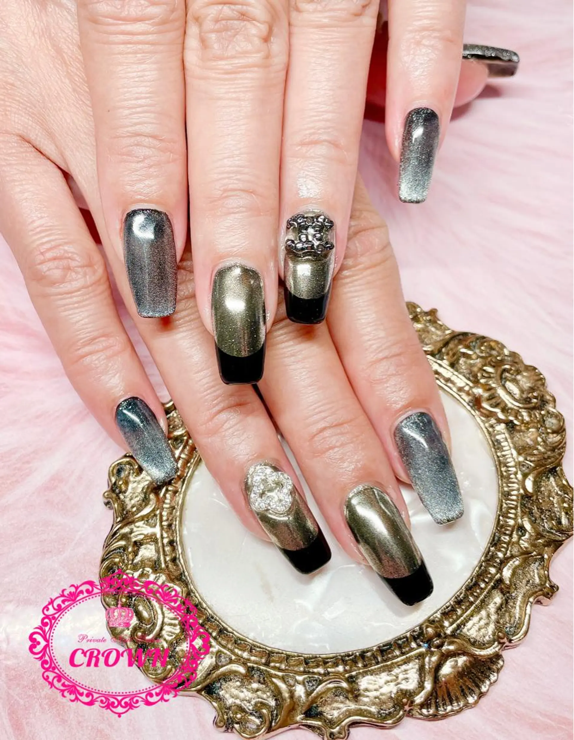 ネイル CROWN プライベートサロンのネイルデザイン