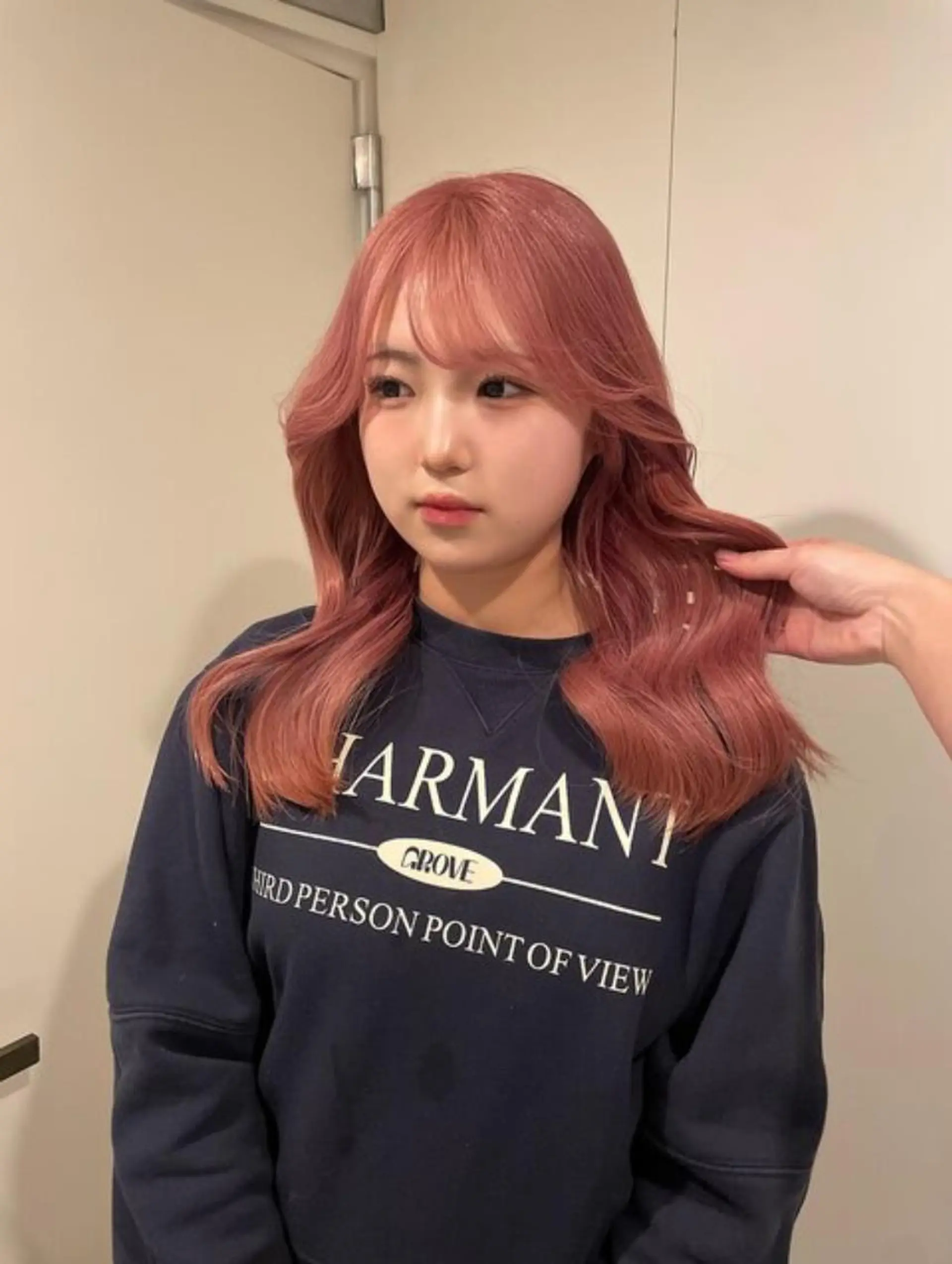 ロング LINDOTOKYO 梅田店のヘアスタイル