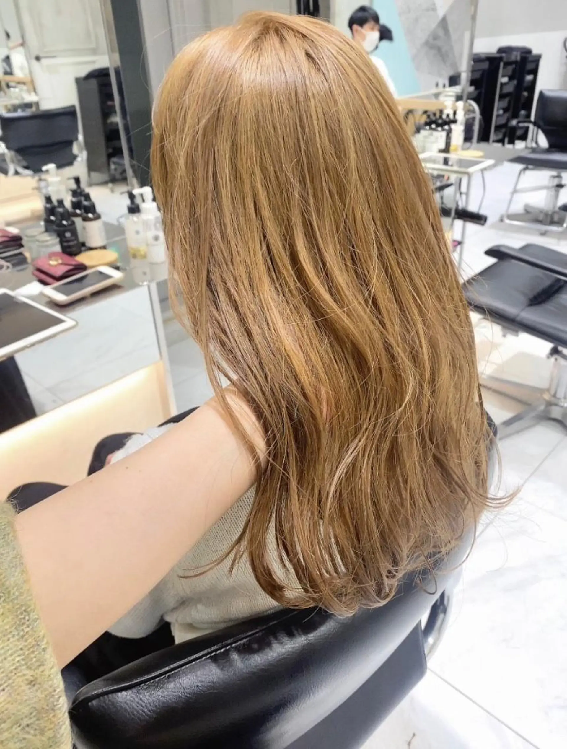 ロング ヘアカラー 艶感/ナチュラル 🩵amiのヘアスタイル