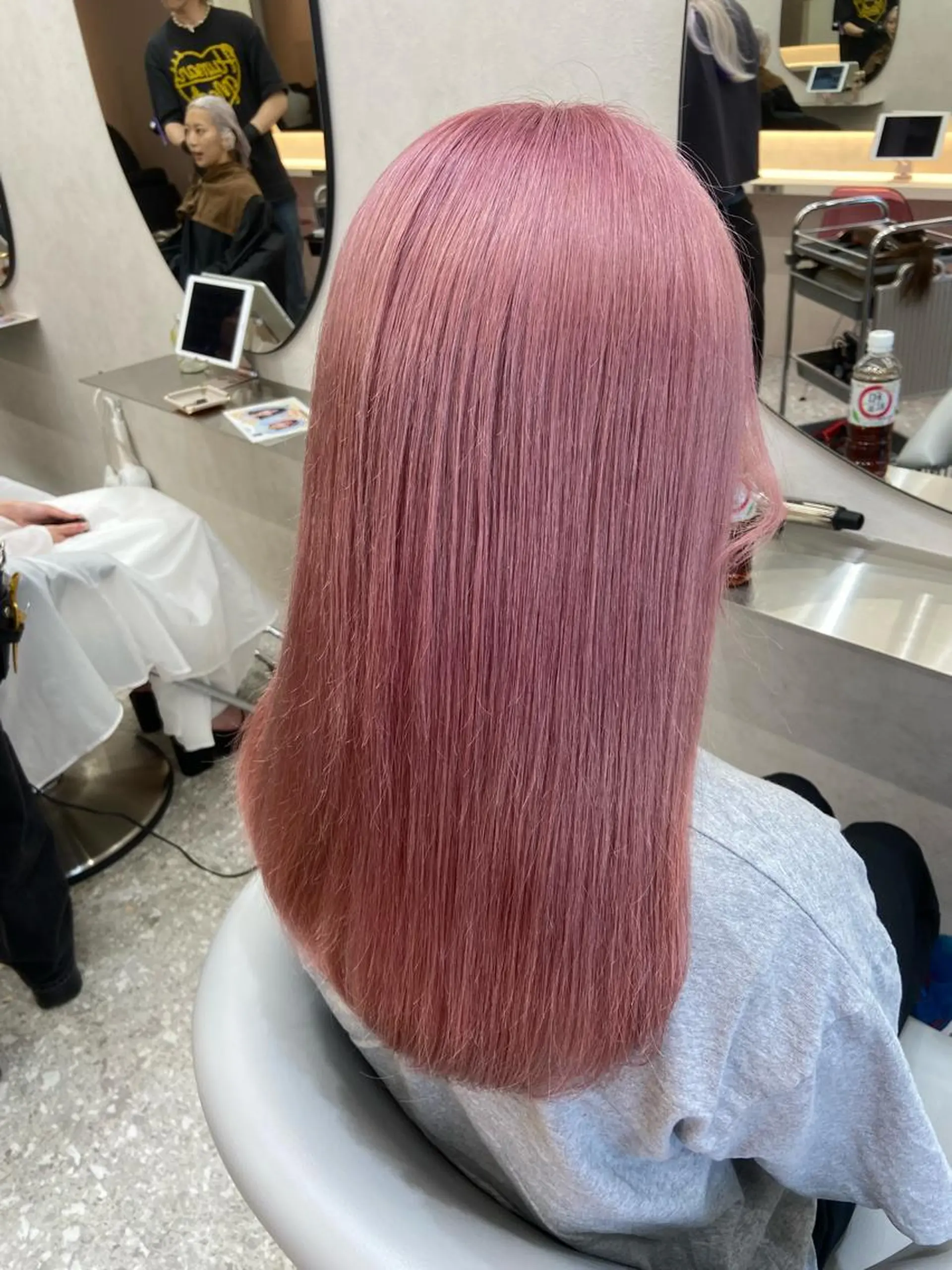 ロング カラー ブリーチ ケアブリーチ ダブルカラー ピンクカラー 韓国風ヘア カット ヘアカラー トリートメント 新宿/韓国ヘア 中明度カラー/かやのヘアスタイル