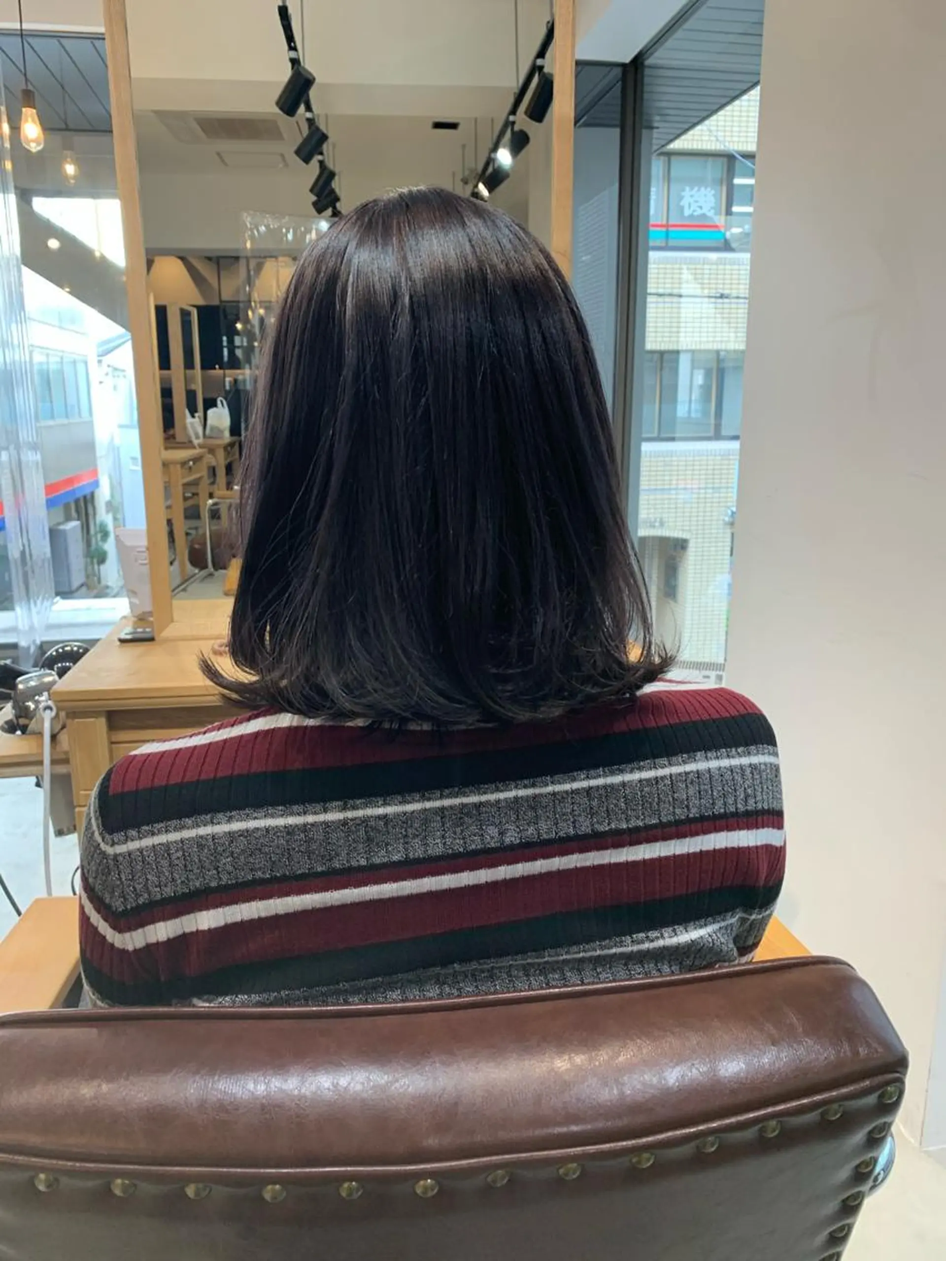 ミディアム 鈴木 梓のヘアスタイル