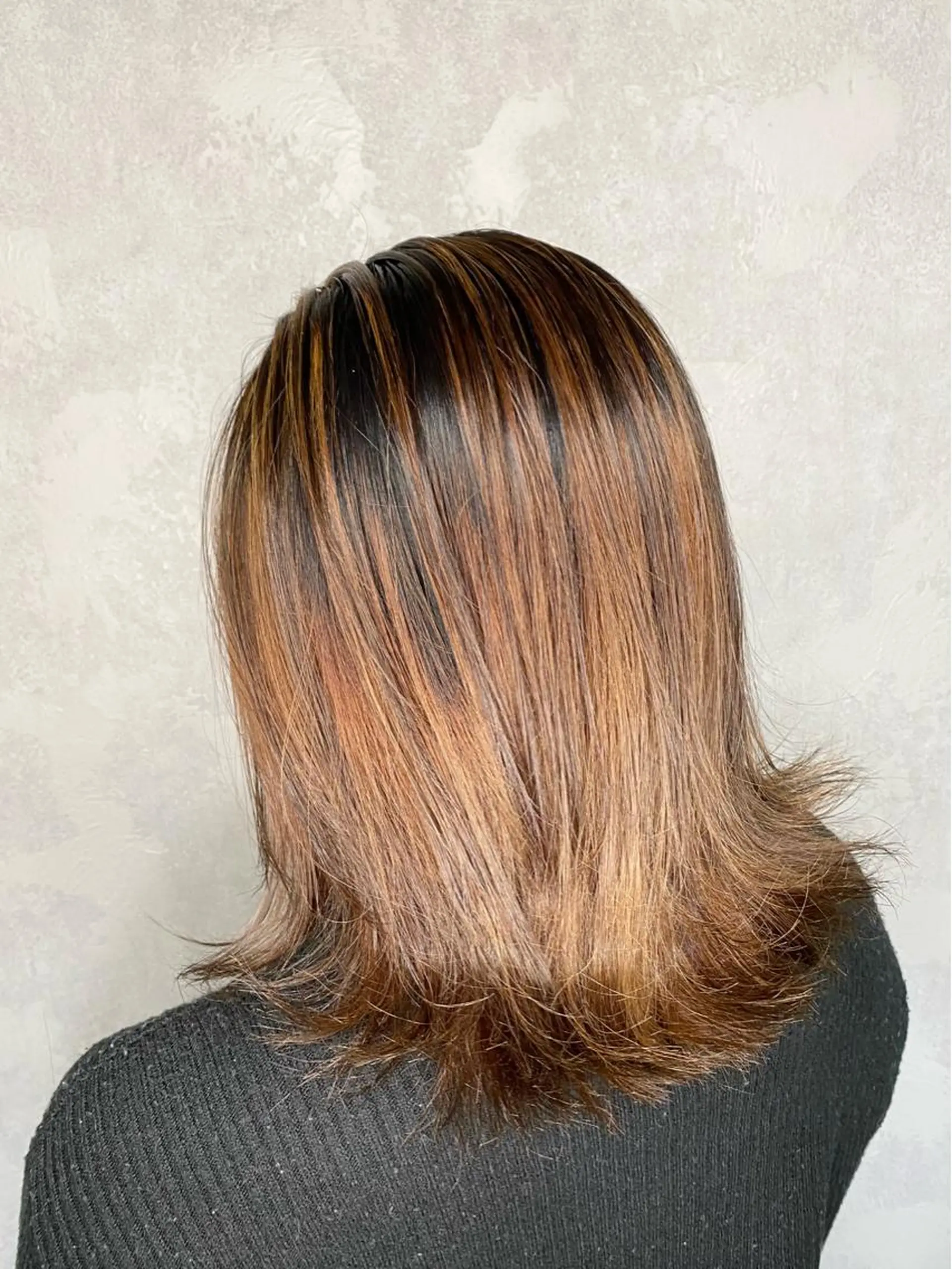 セミロング カラー バレイヤージュ レイヤーカット 🌾内山 龍介🌾のヘアスタイル