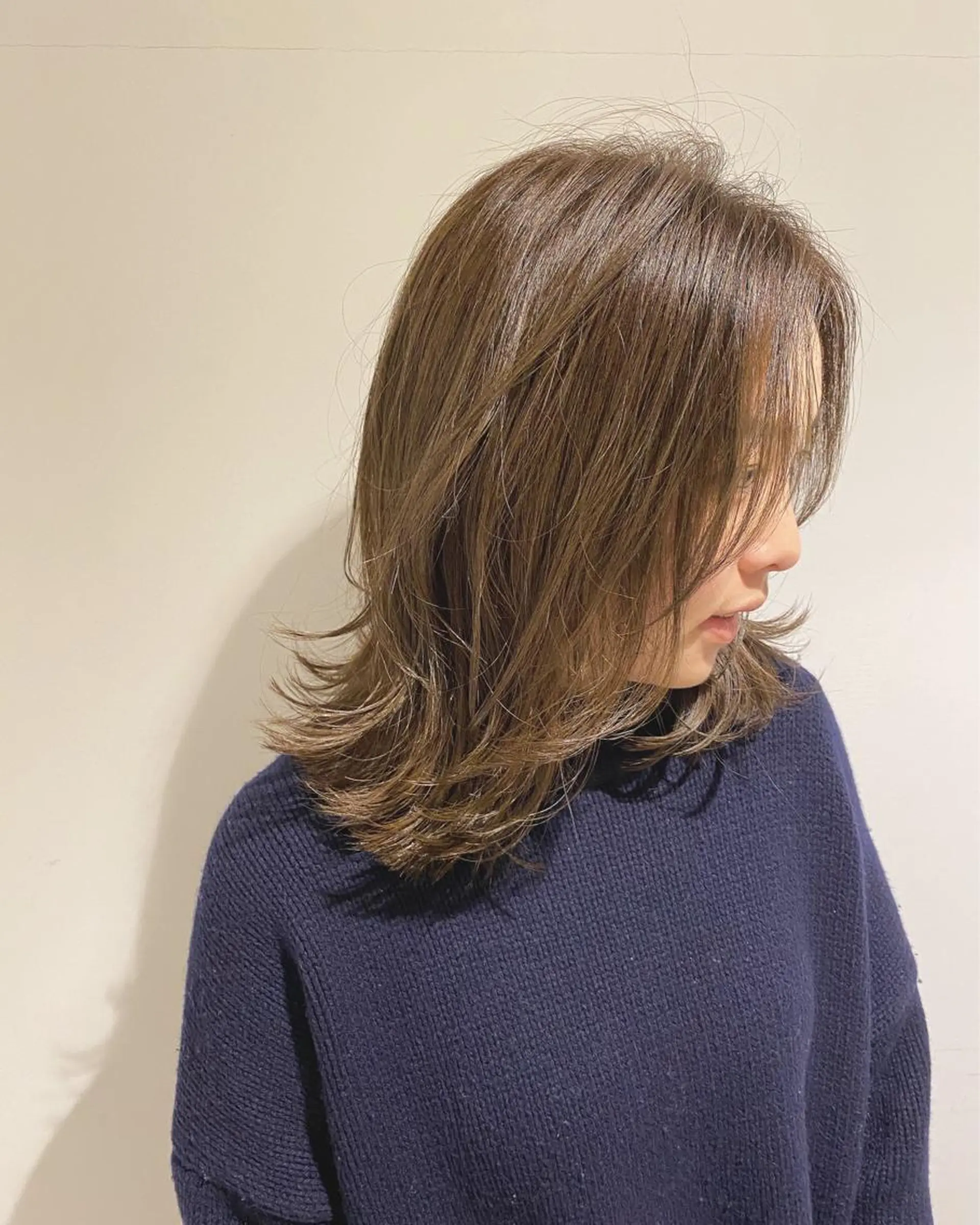 カラー 秋山 裕香のヘアスタイル