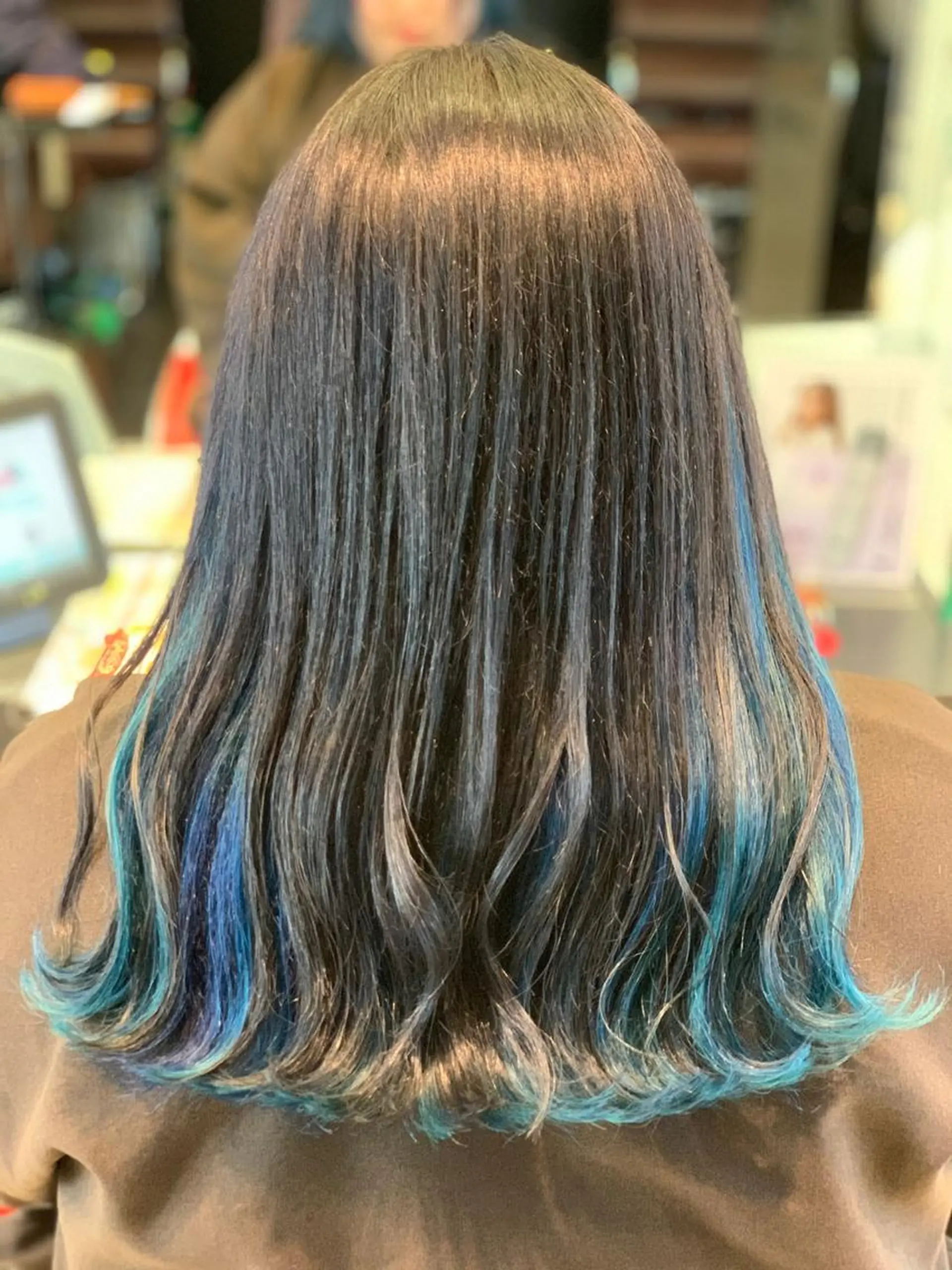 ロング カラー 坂井 水菜美のヘアスタイル