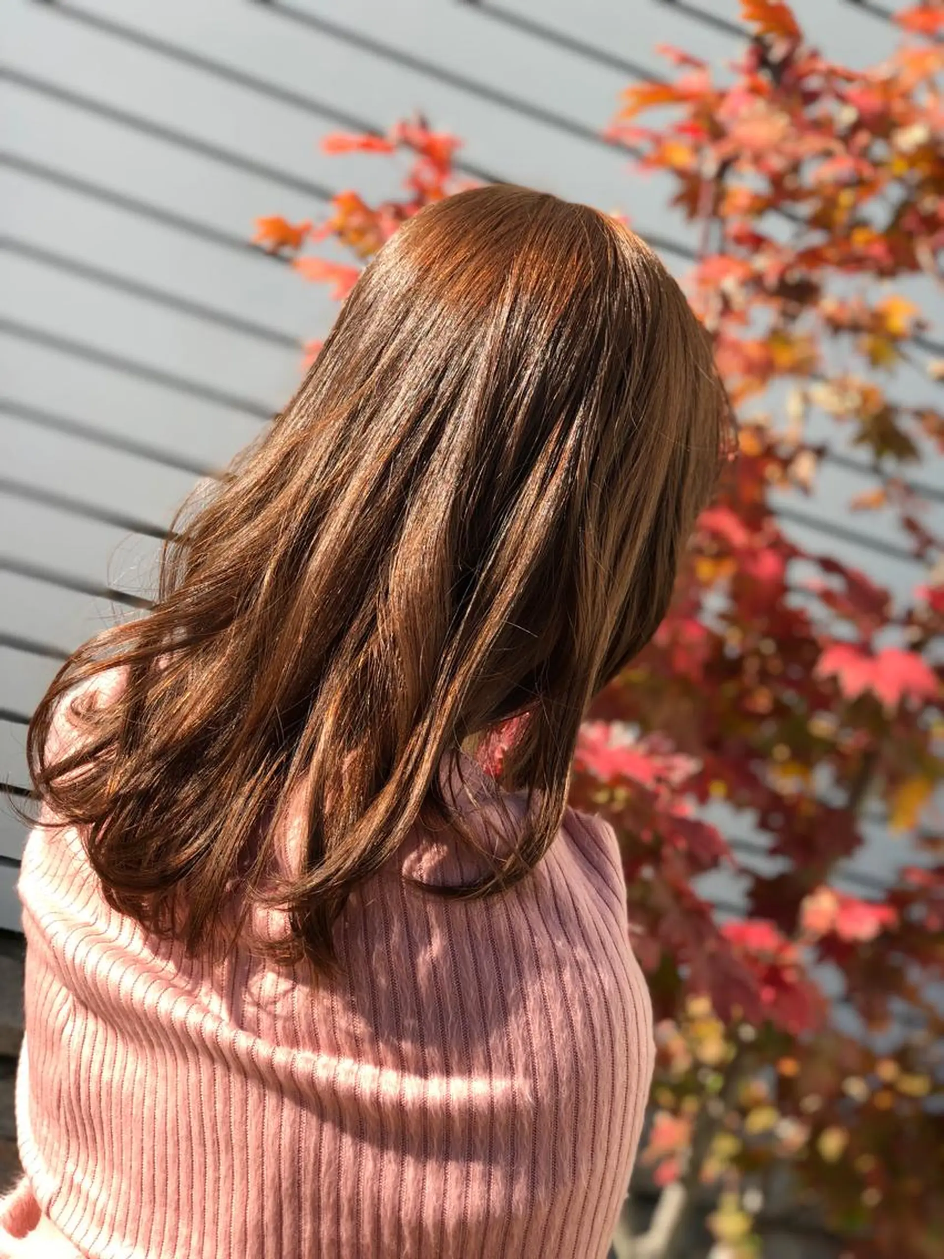 セミロング カラー ベージュカラー オリーブベージュ カット トリートメント 及川 祐輔のヘアスタイル