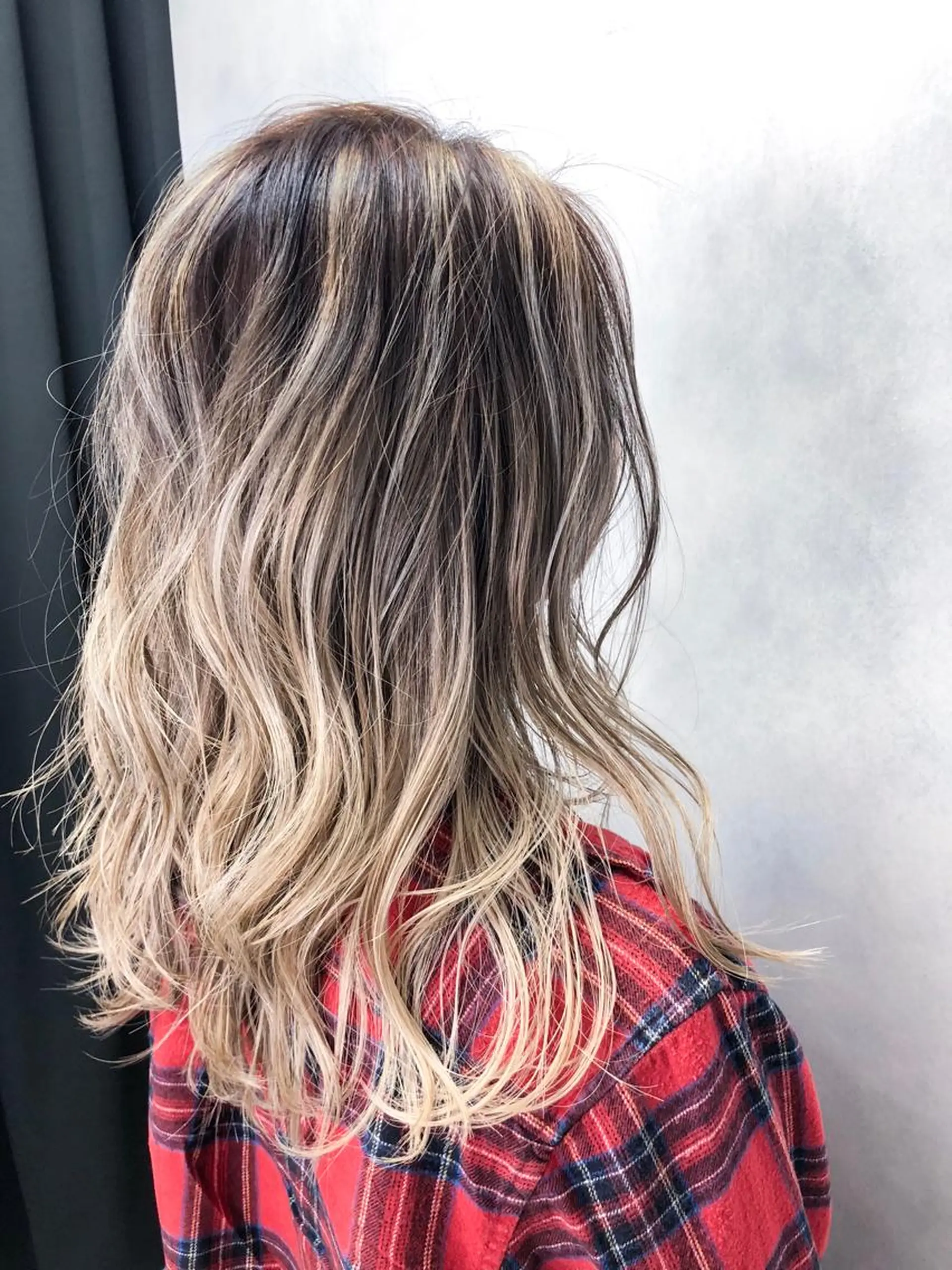 セミロング カラー welring hair salonのヘアスタイル