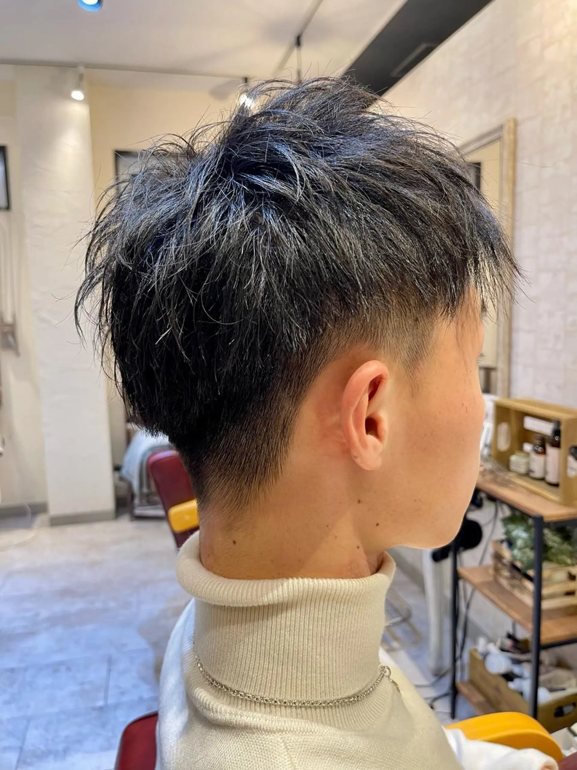 ショート カット 🍭透明感カラー 志賀拓海🍬🌈のヘアスタイル