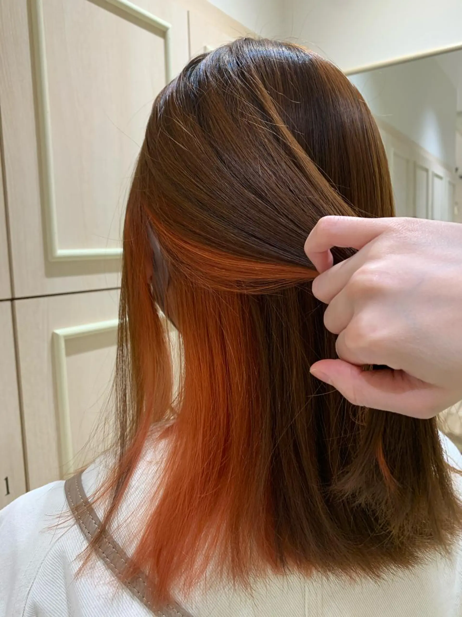 ミディアム カラー 遊佐 瑞紀のヘアスタイル