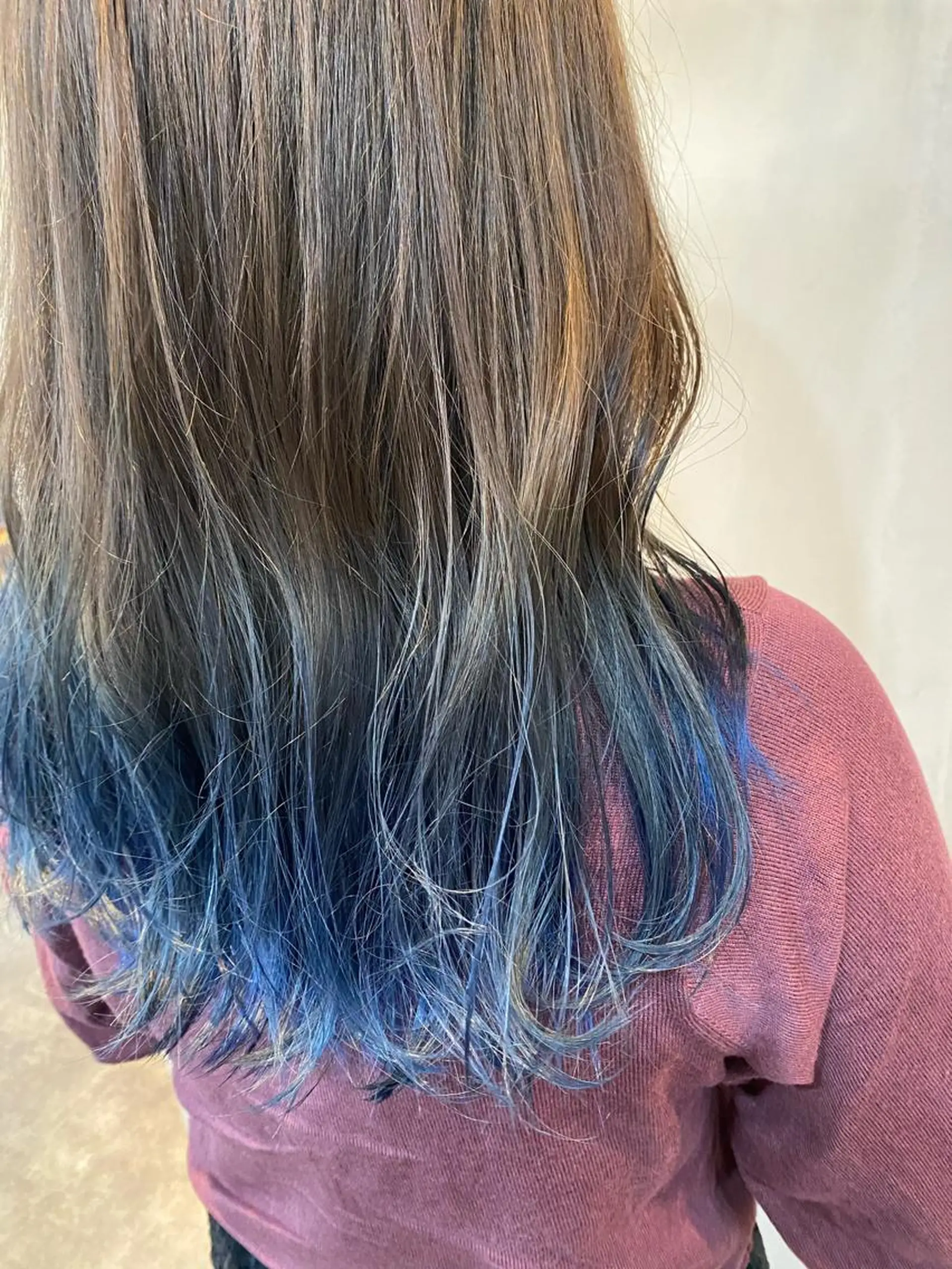 ミディアム カラー ブルーカラー グラデーションカラー カット ヘアカラー トリートメント Sail 【セイル】のヘアスタイル