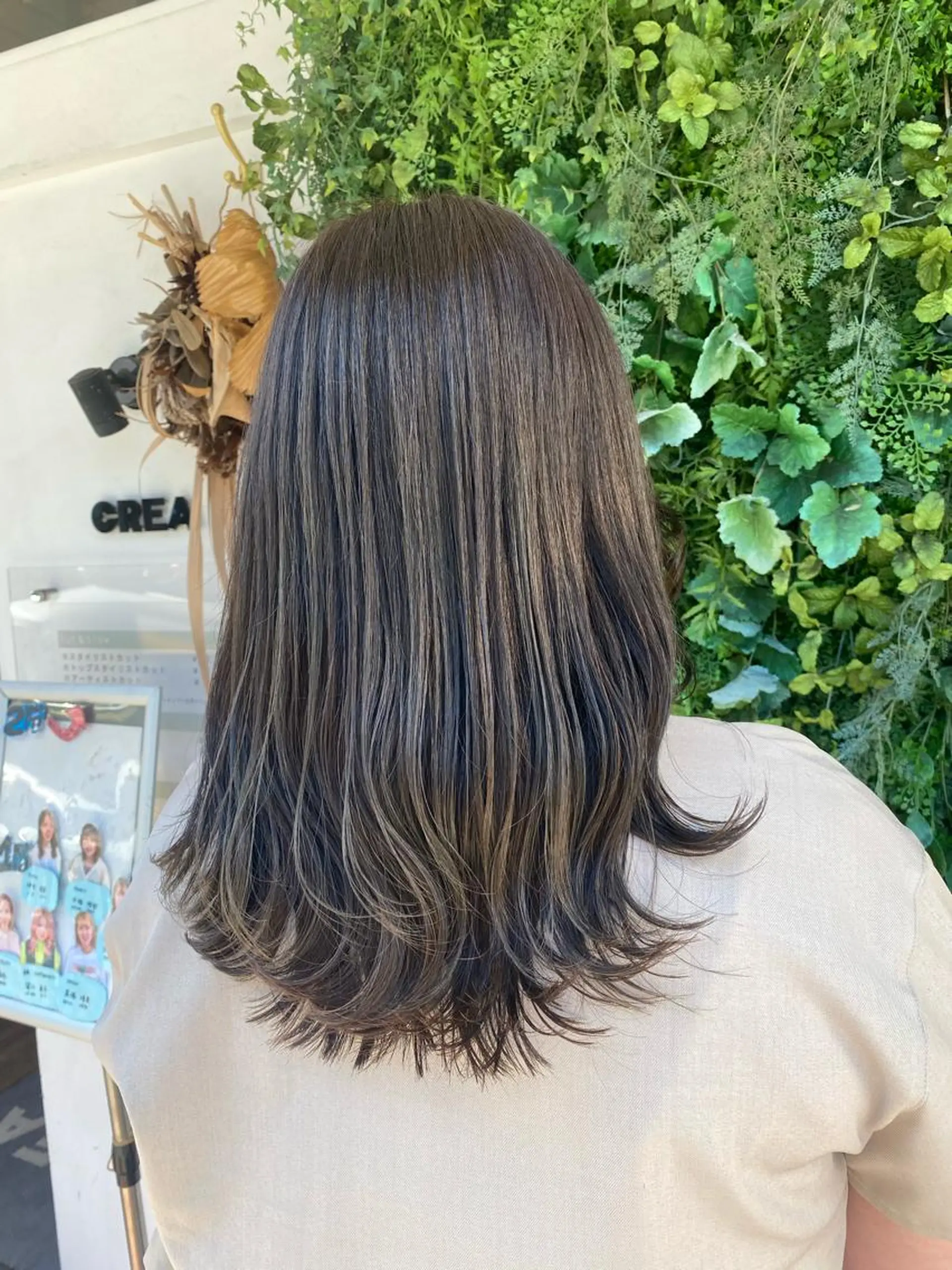 ミディアム カラー カット ヘアカラー 透明感カラー/韓国 ヘア🩶yuri🩵のヘアスタイル