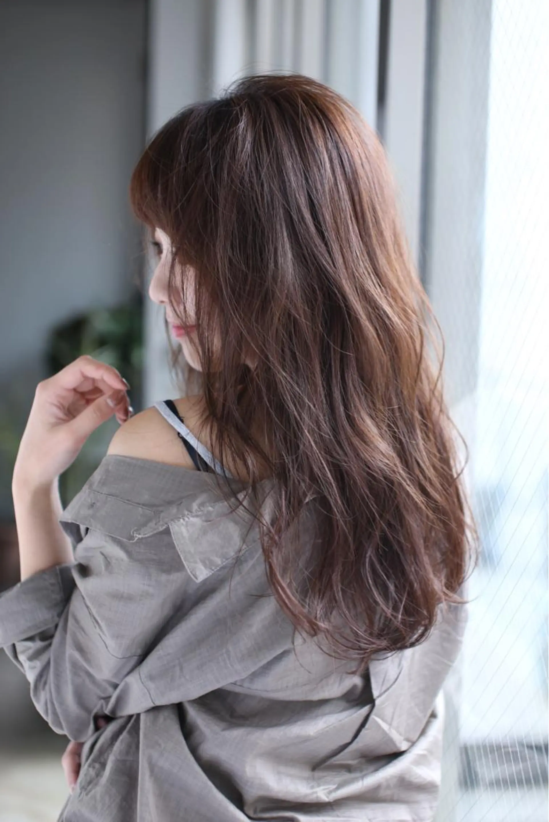 ロング 【白髪ぼかし】 愛甲竜佑のヘアスタイル