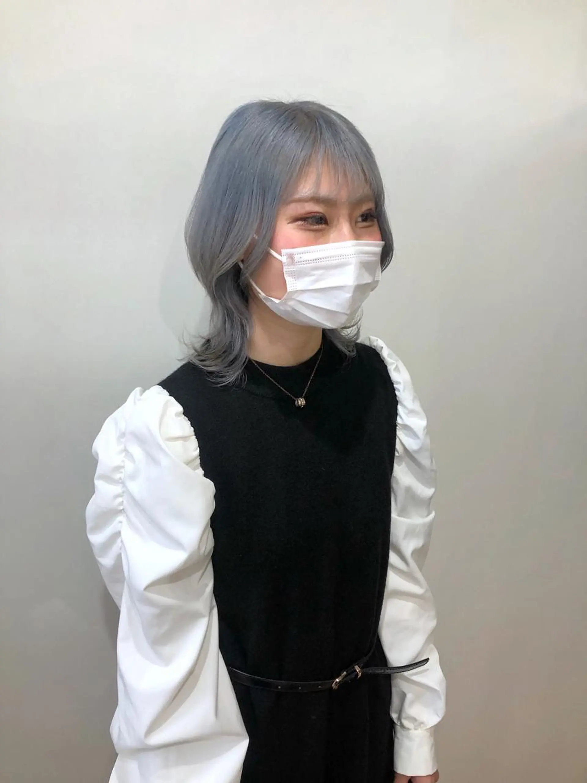 カラー white.梅田 デザインカラー🦄のヘアスタイル