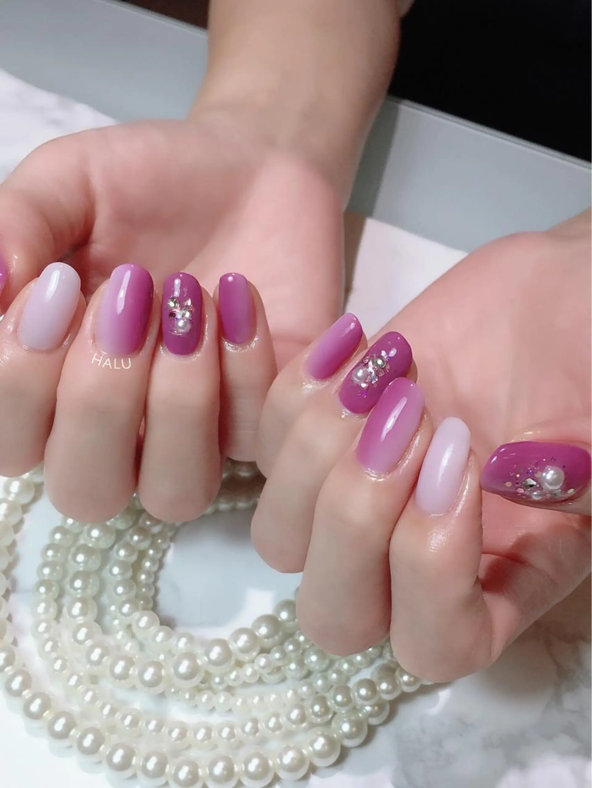 ネイル グラデーション シンプルネイル HALU ハルのネイルデザイン