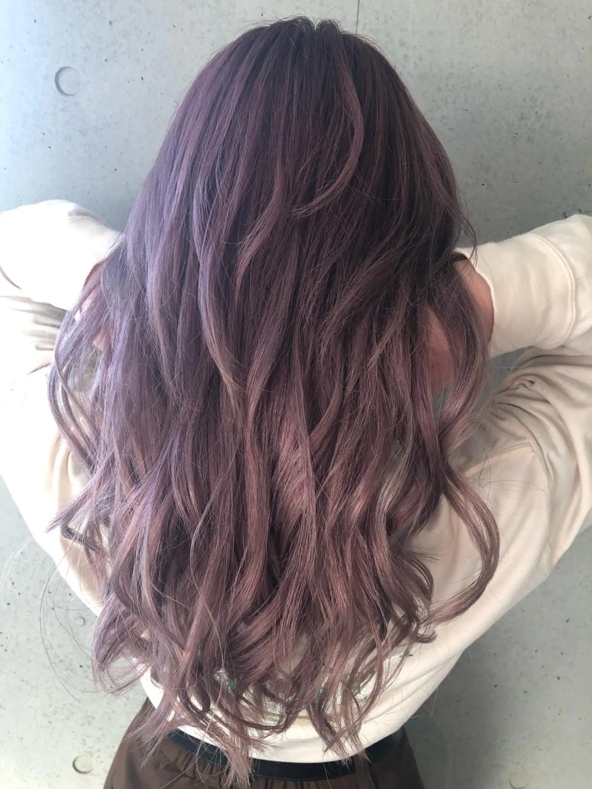 ロング カラー シールエクステ ピンクカラー バイオレットカラー エクステ 松本 明日可のヘアスタイル