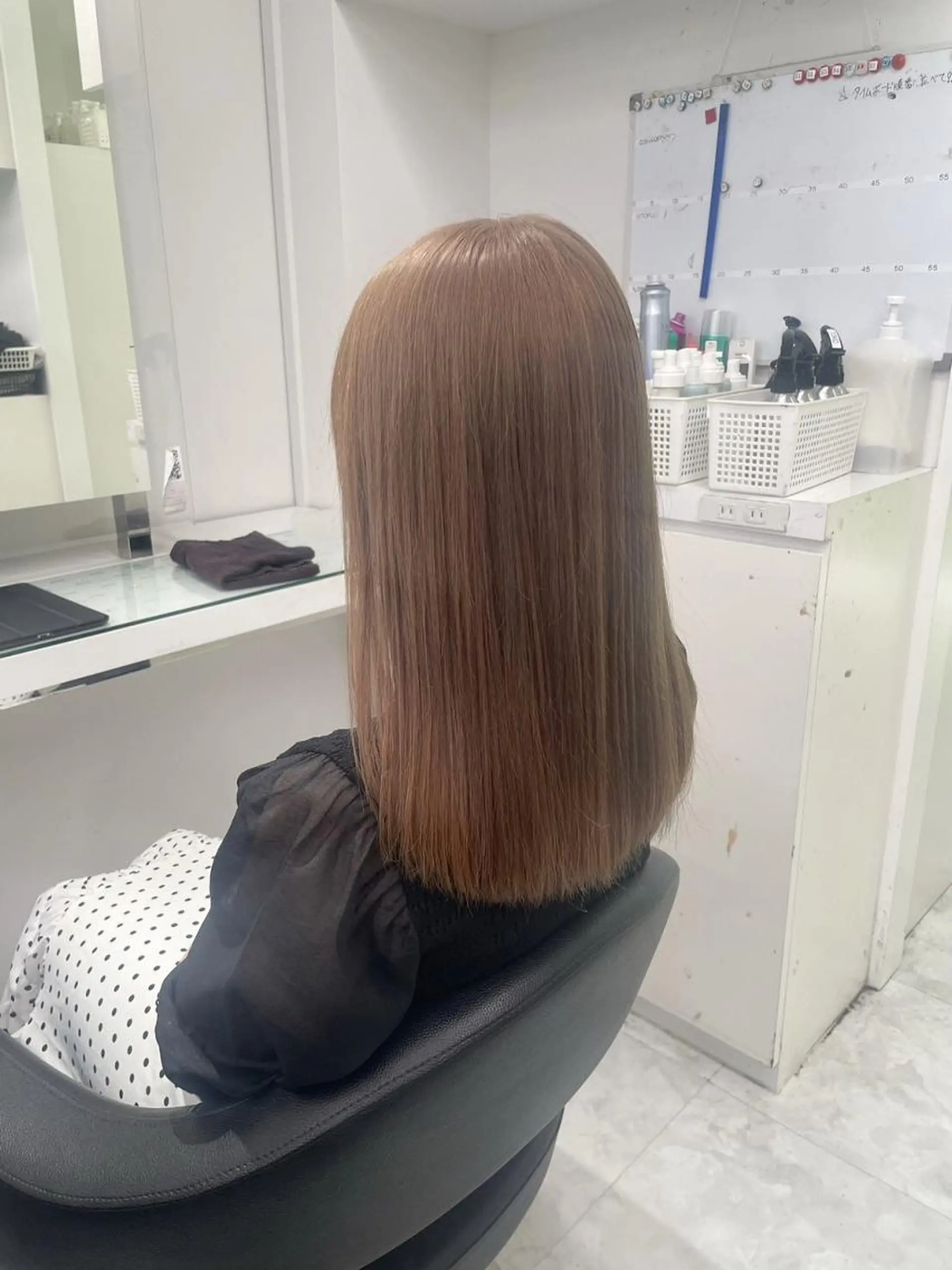 カラー 透明感グレージュ/ 艶髪/銀座TUNEのヘアスタイル