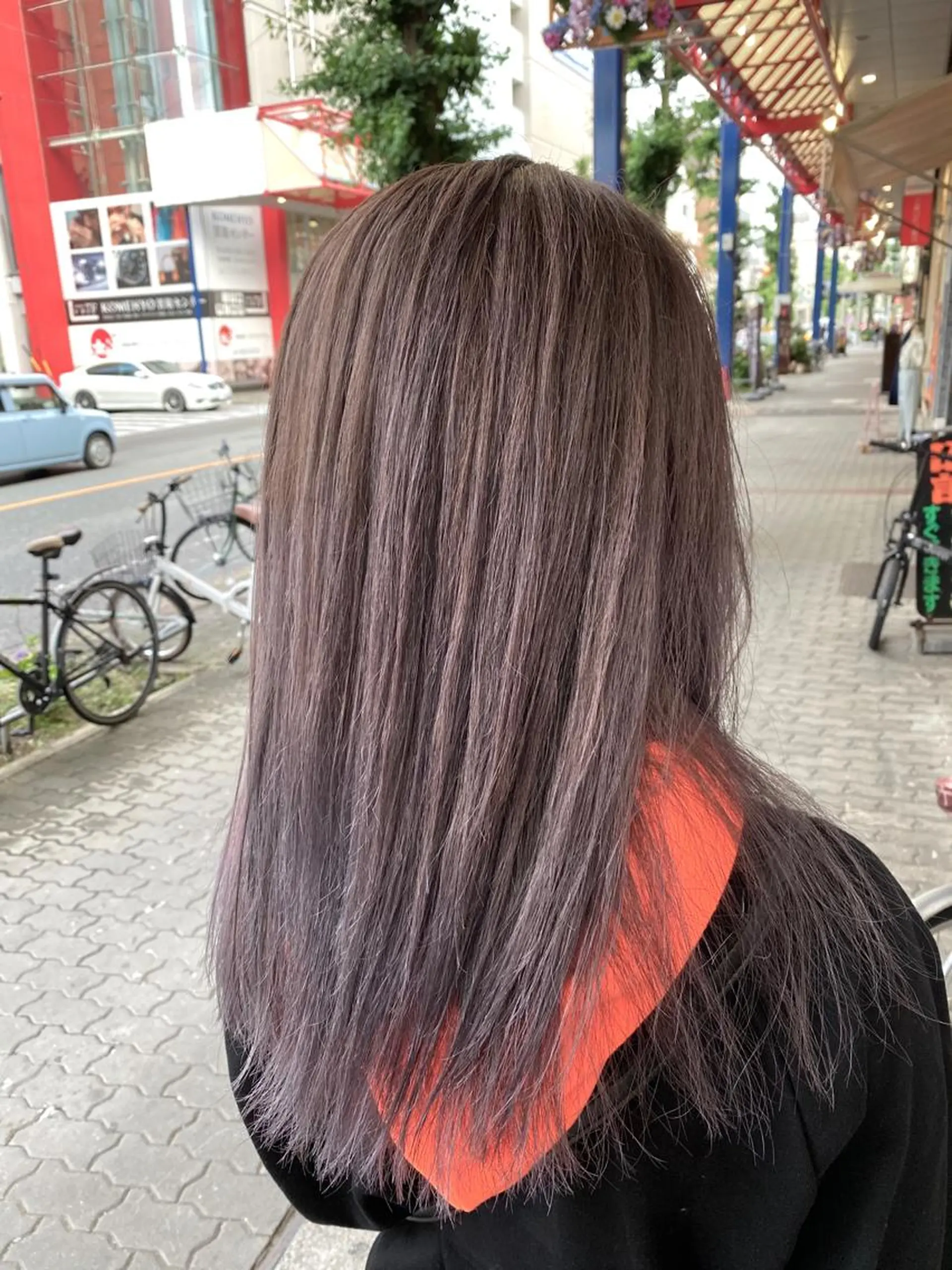 セミロング ヘアカラー ゆぴ☾‪/推しカラー /ハイトーンのヘアスタイル