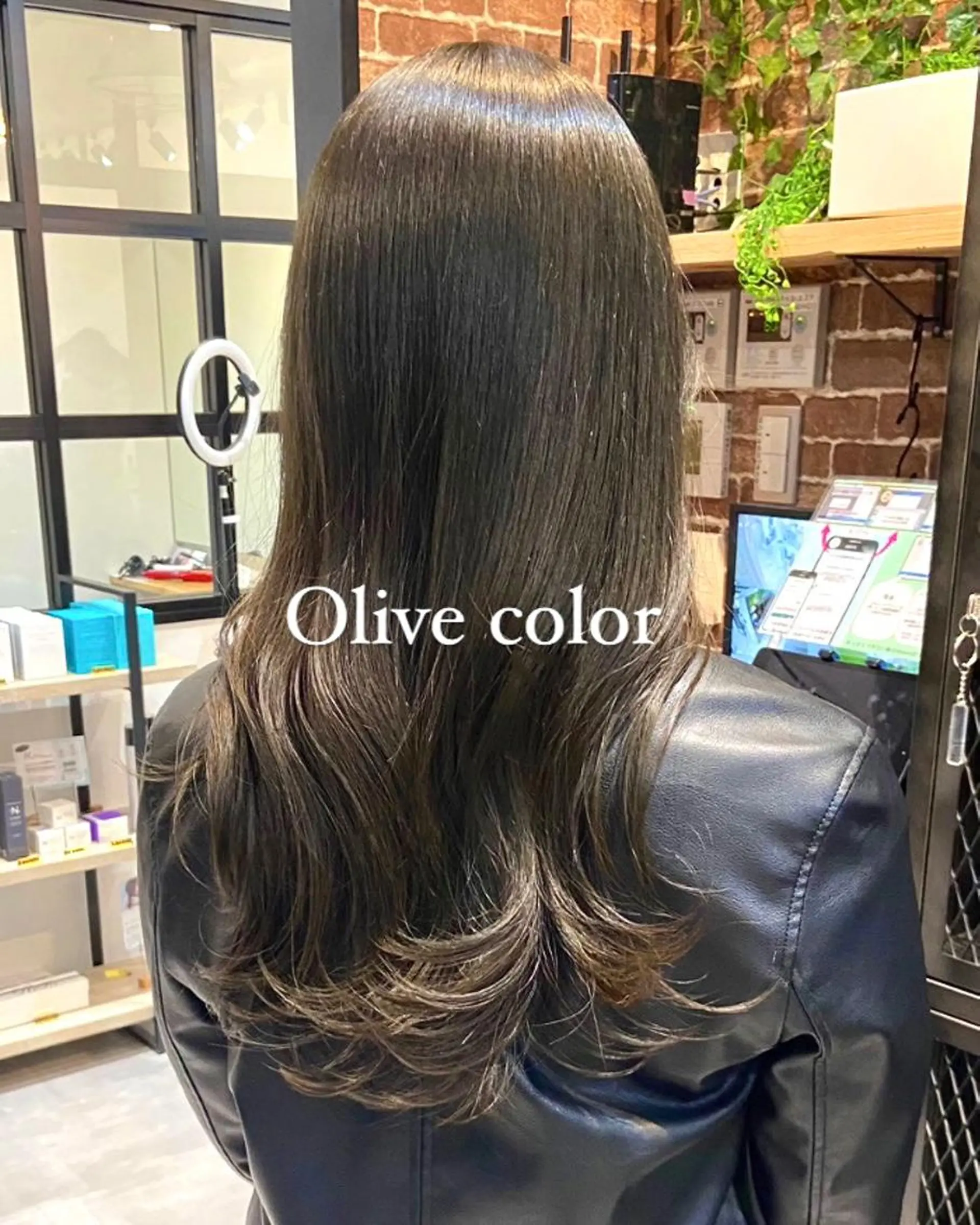 ロング カラー カット ヘアカラー トリートメント ERI / newi町田のヘアスタイル